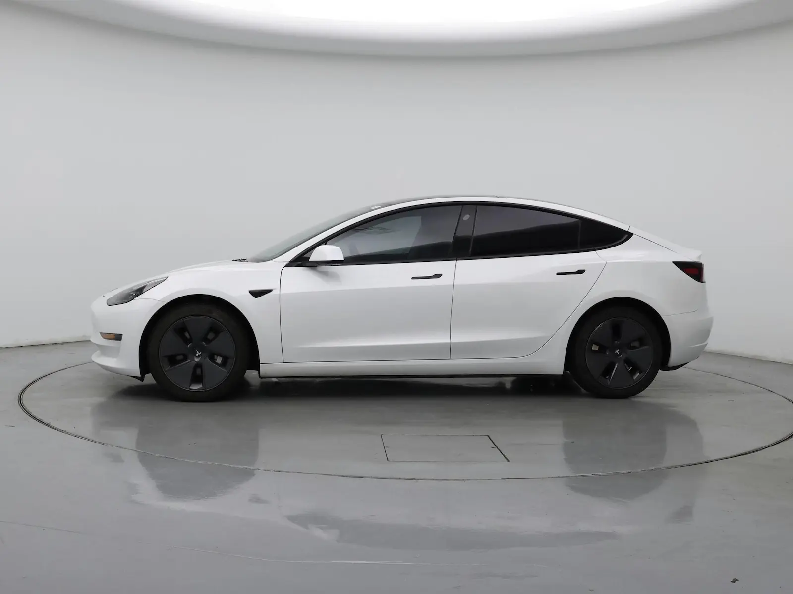2023 Tesla Model 3 Base photo 4