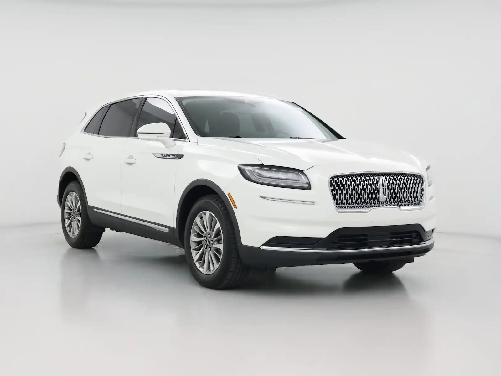 2022 Lincoln Nautilus FWD's photo