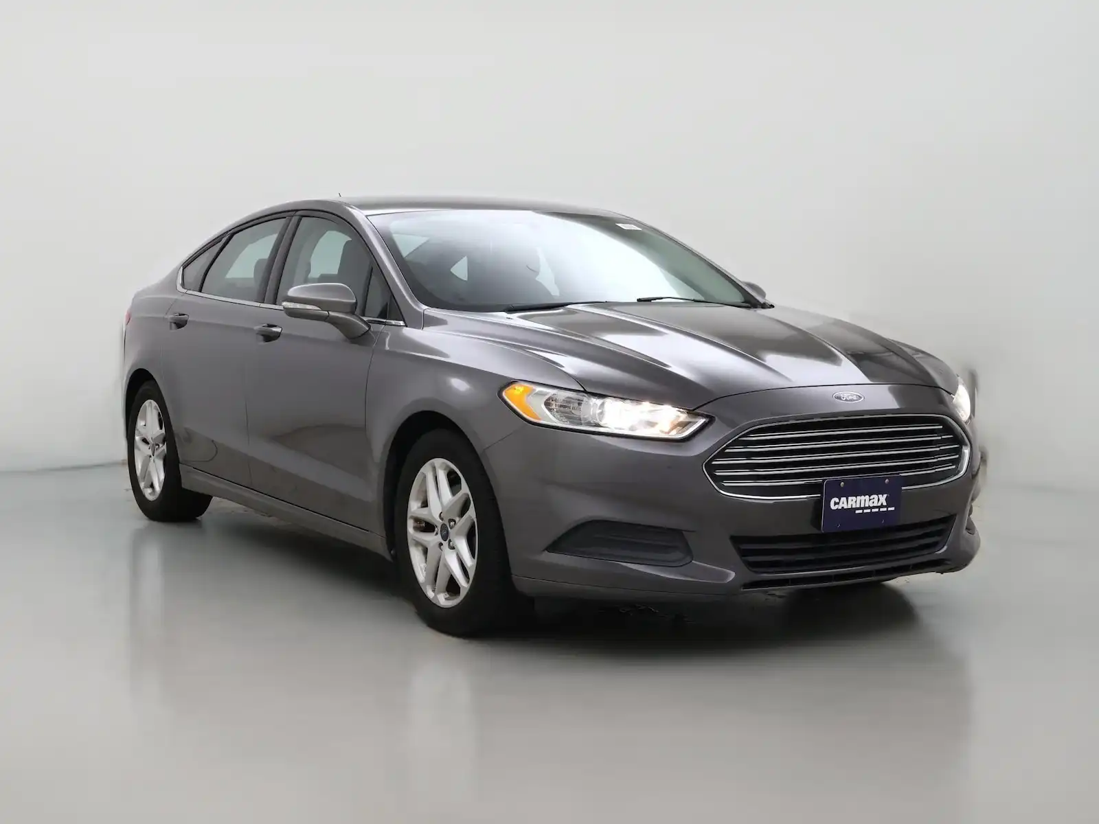 2014 Ford Fusion SE FWD I4's photo