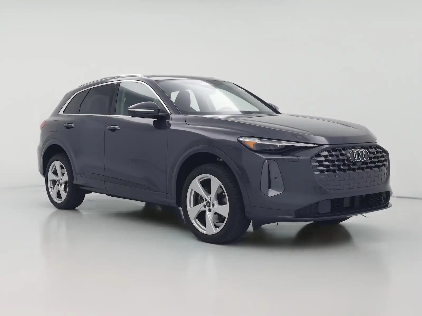 2025 Audi Q5 40 Premium Plus's photo