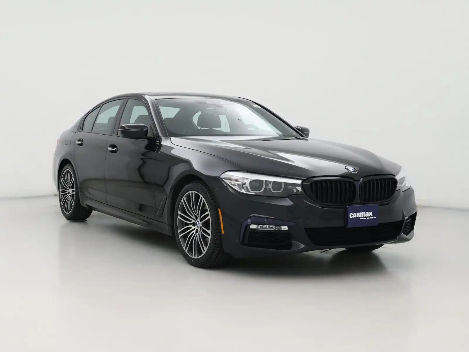 2018 BMW 5 Series 530e xDrive Sedan iPerformance's photo