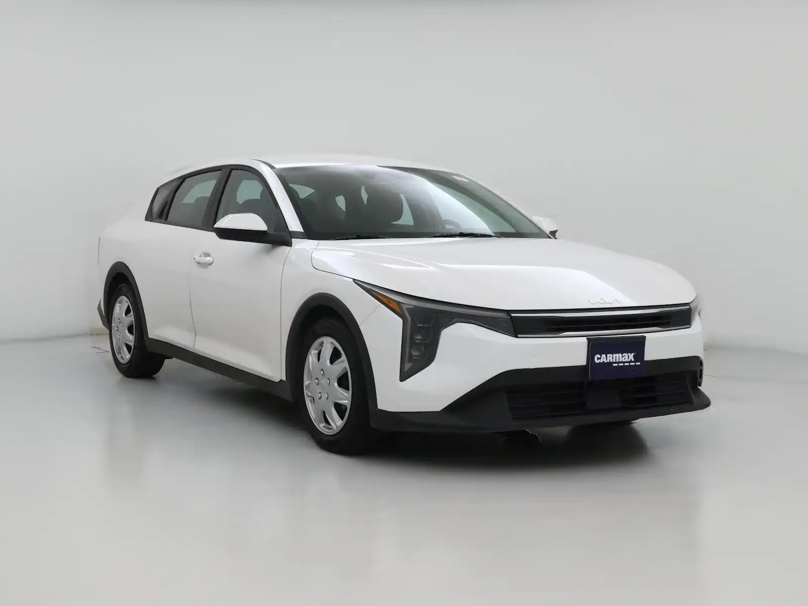 2025 Kia K4 LX Auto's photo