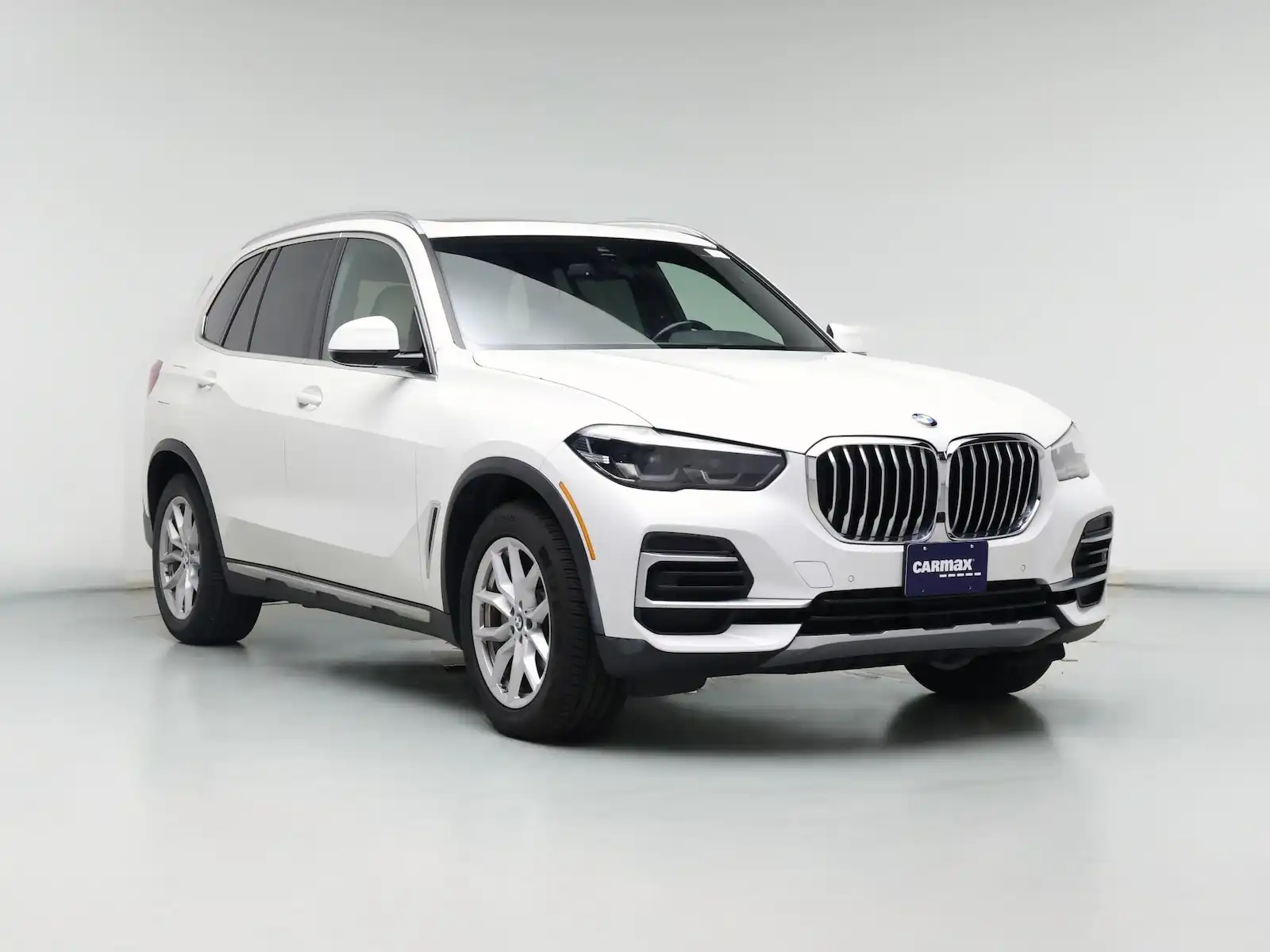 2022 BMW X5 sDrive40i's photo