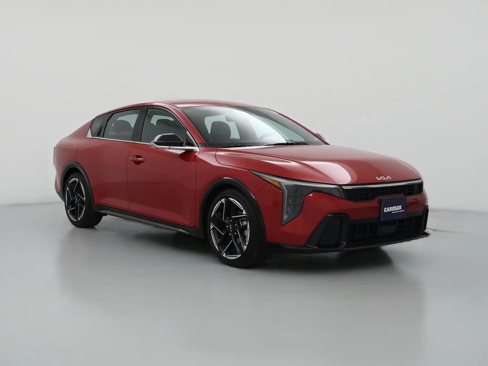 2025 Kia K4 GT-Line Auto's photo