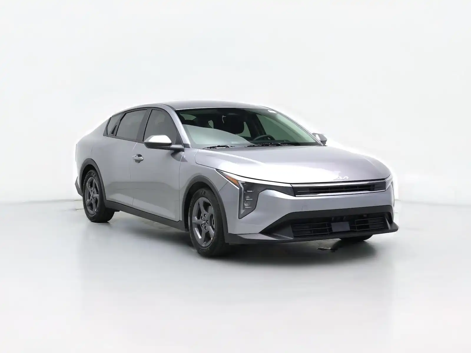 2025 Kia K4 LXS Auto's photo