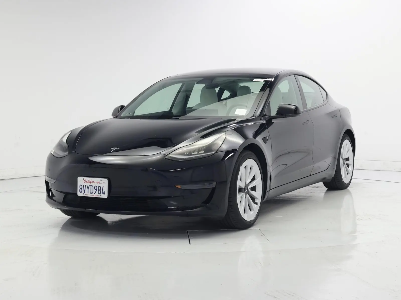 2021 Tesla Model 3 Standard Range Plus photo 5
