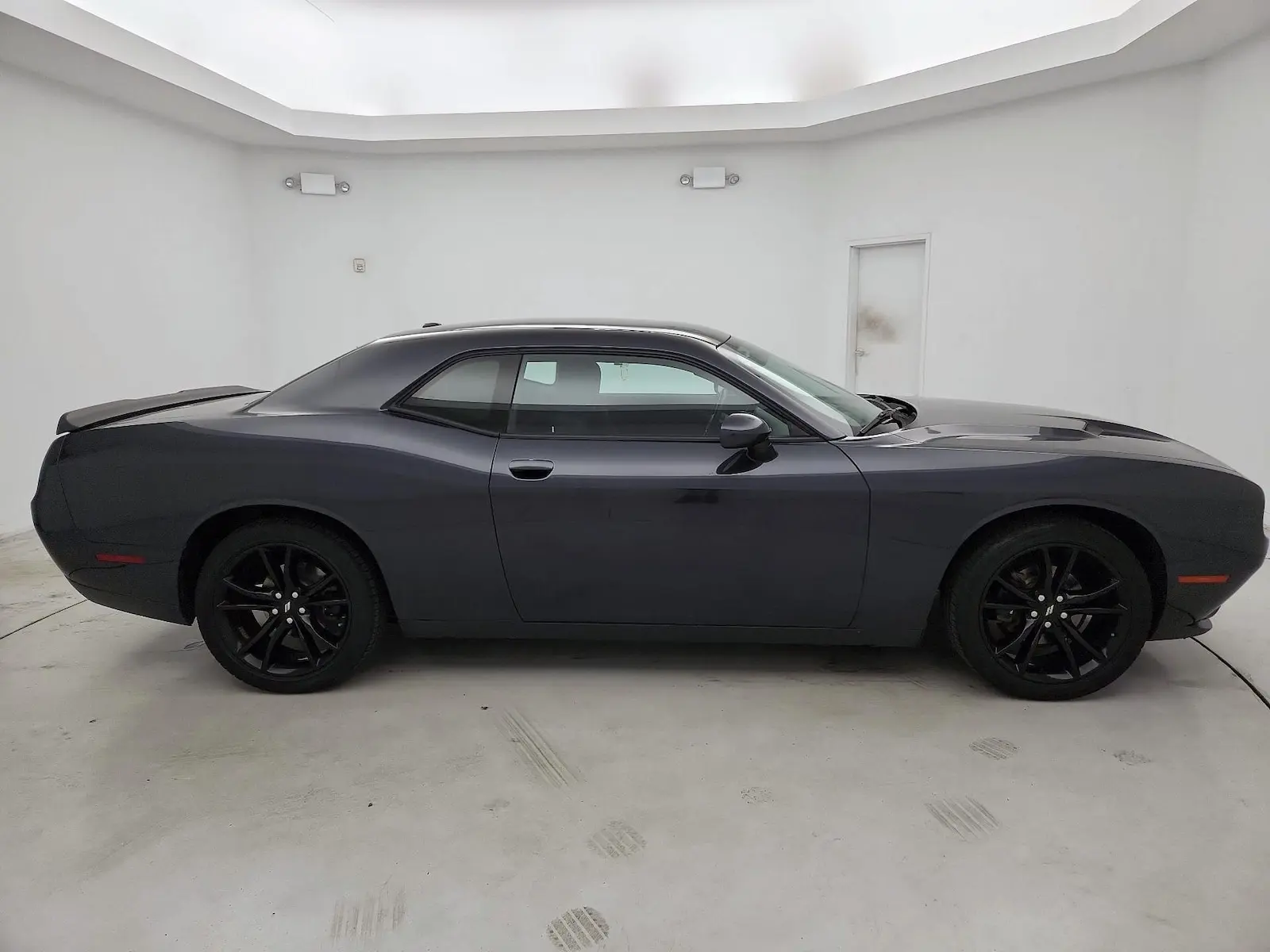 2018 Dodge Challenger SXT photo 4