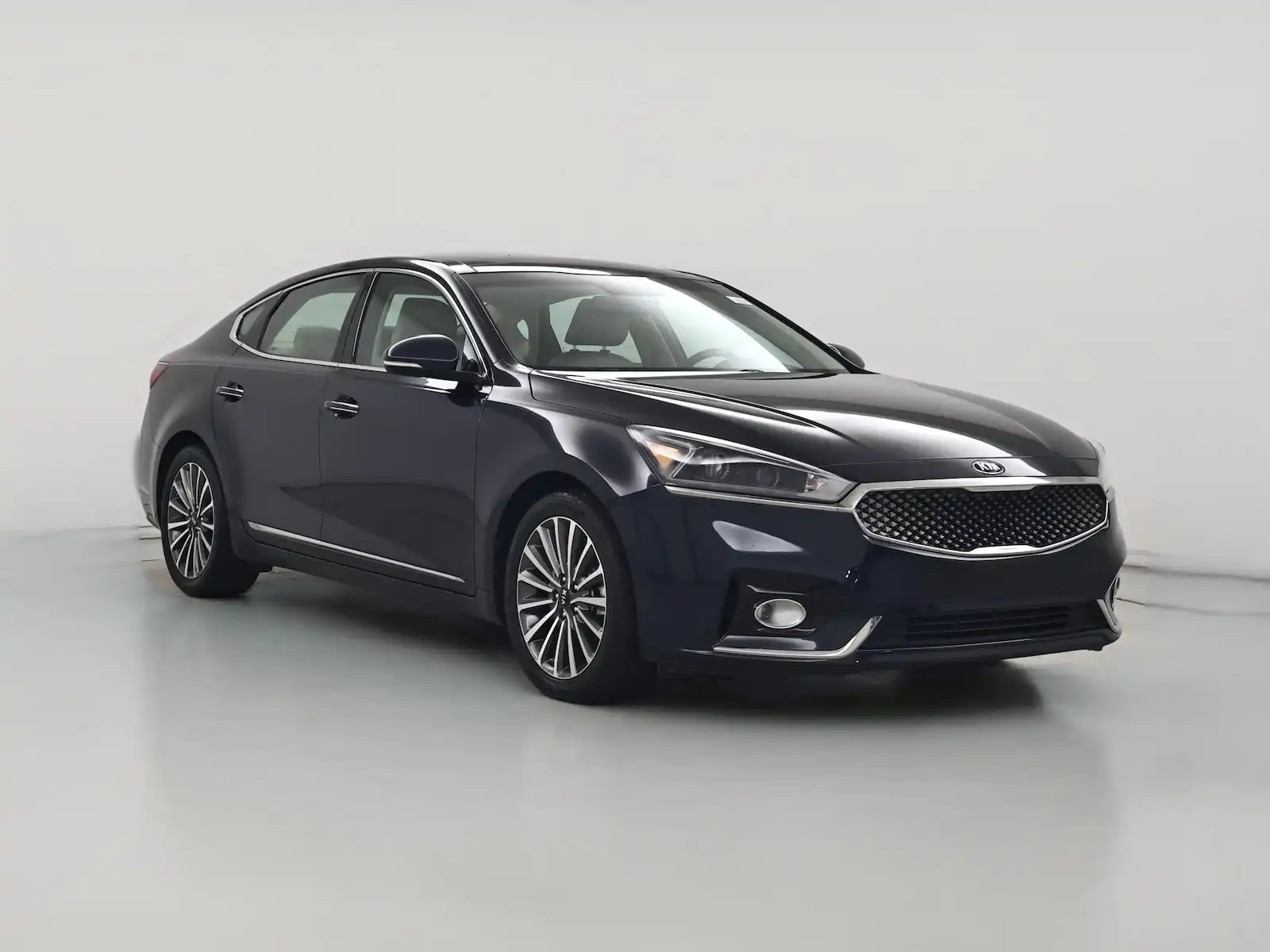 2018 Kia Cadenza Premium's photo