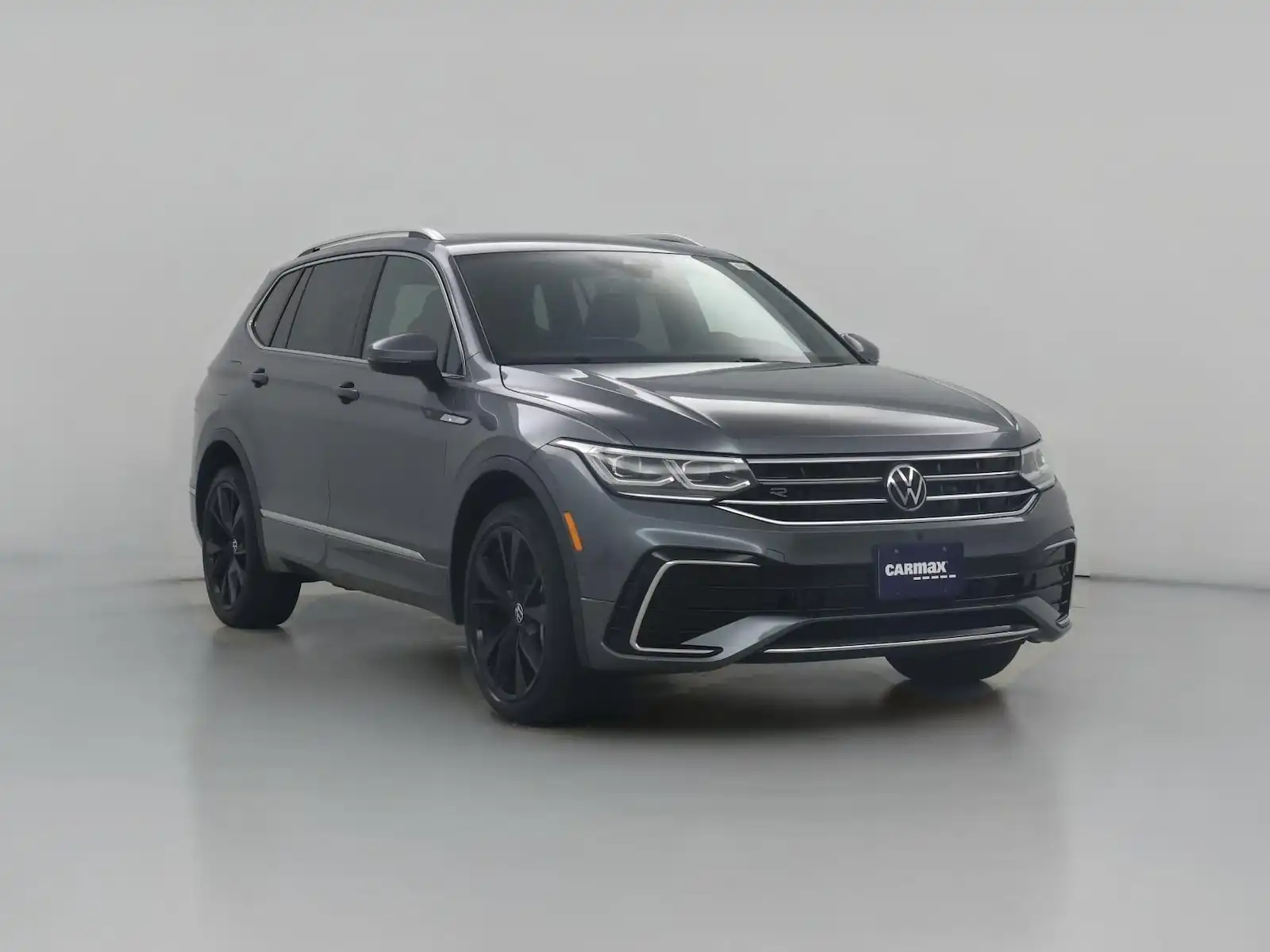 2022 Volkswagen Tiguan 2.0T SEL R-Line 4Motion's photo