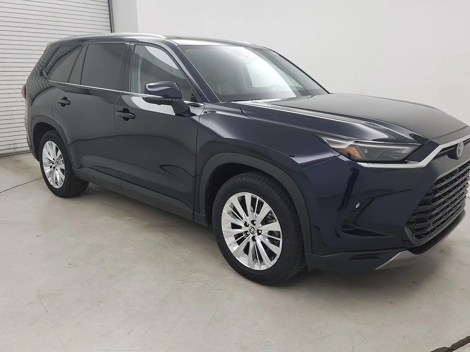 2025 Toyota Grand Highlander Platinum AWD's photo