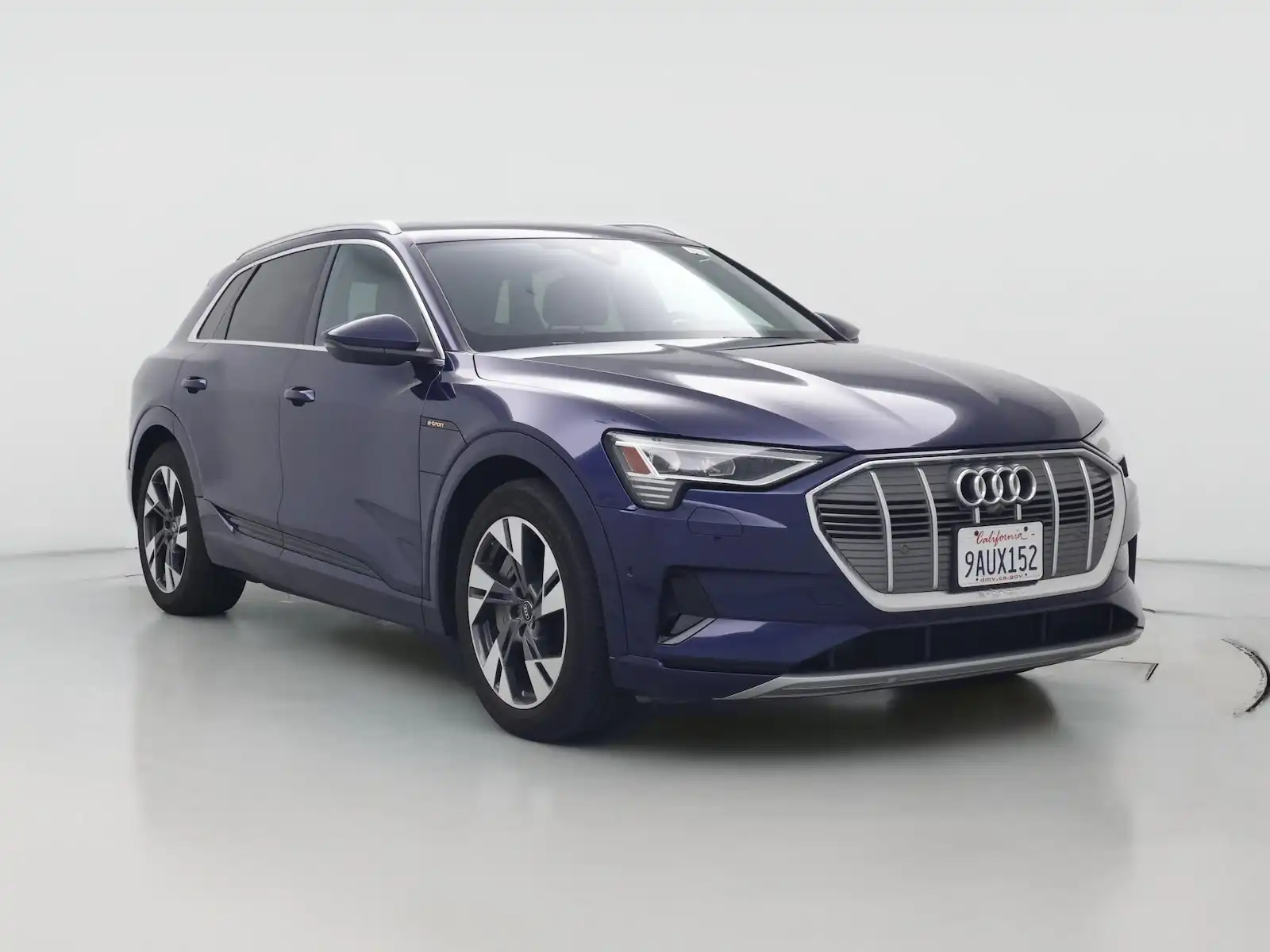 2022 Audi e-tron 95 kWh Premium Plus quattro's photo