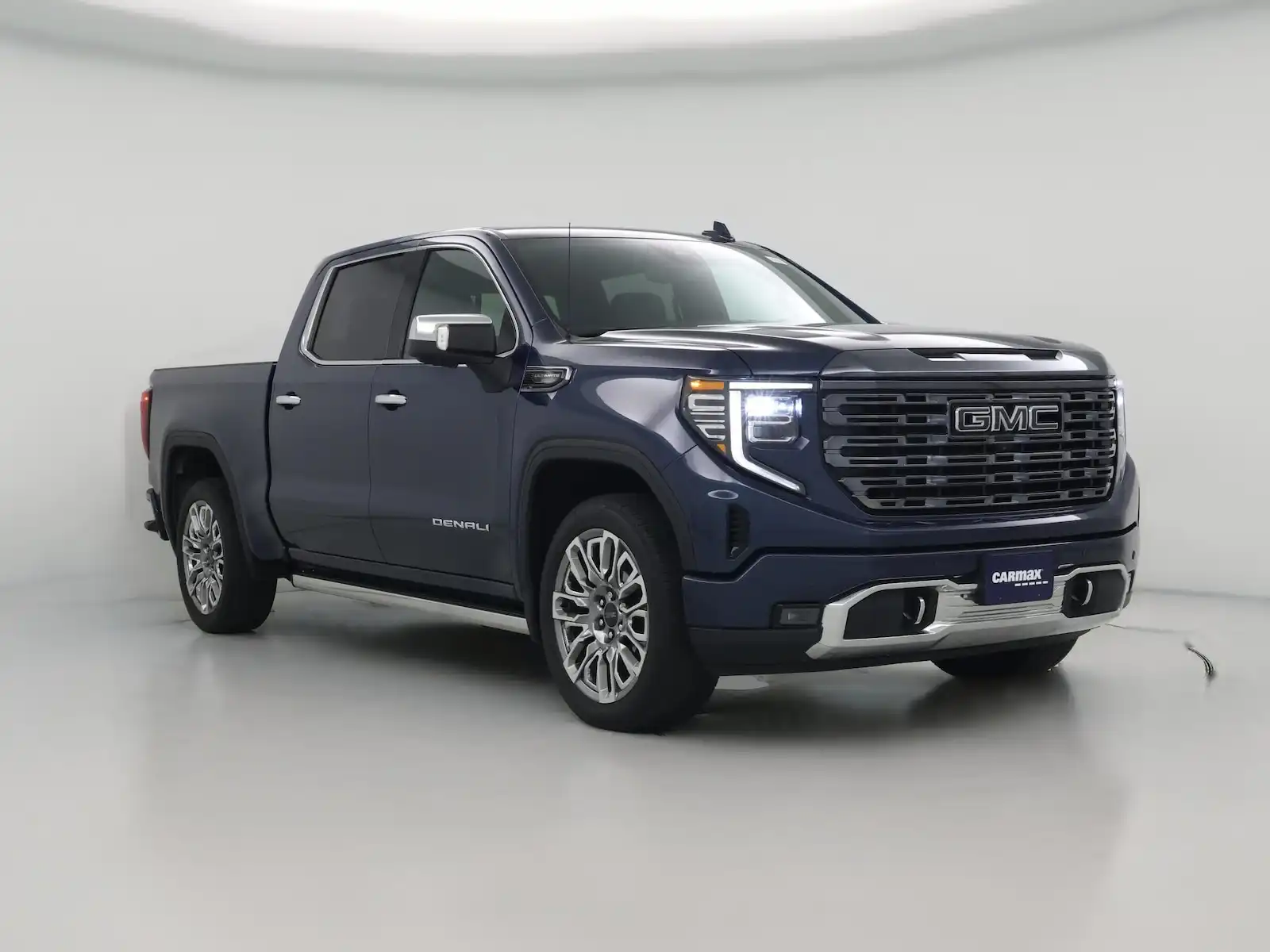 2023 GMC Sierra Denali Ultimate 4WD Crew Cab Short Box's photo