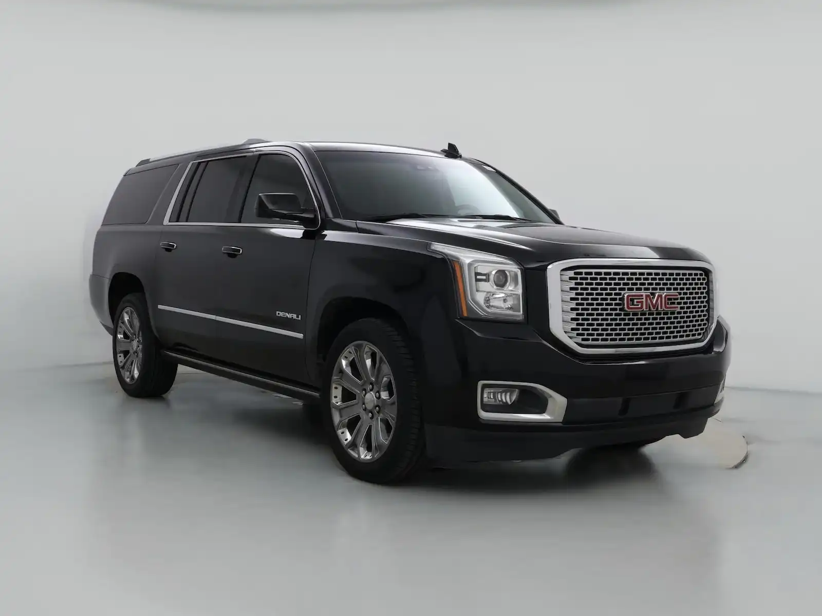 2016 GMC Yukon Denali 2WD's photo