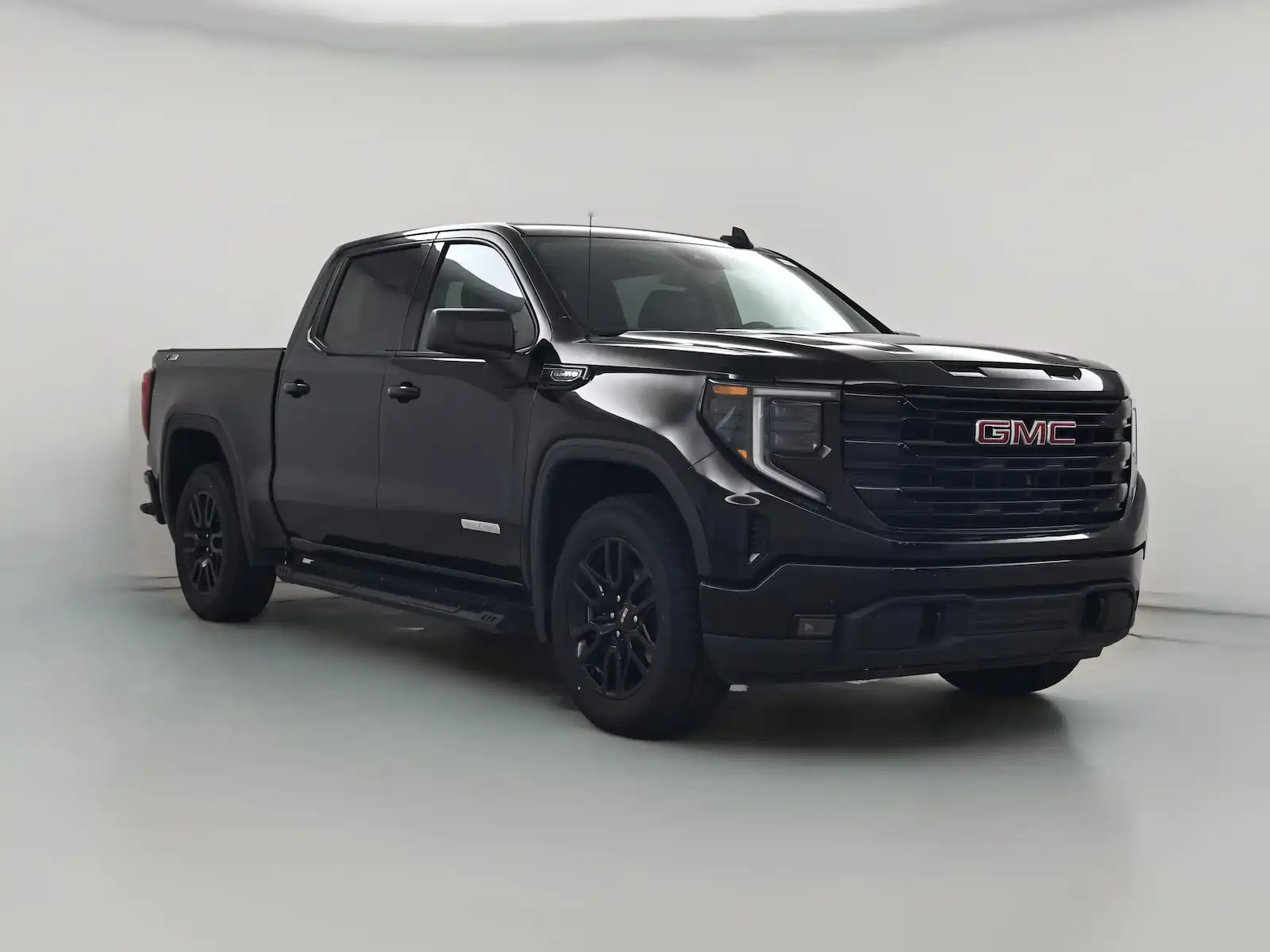 2022 GMC Sierra Elevation 4WD Crew Cab Standard Box's photo