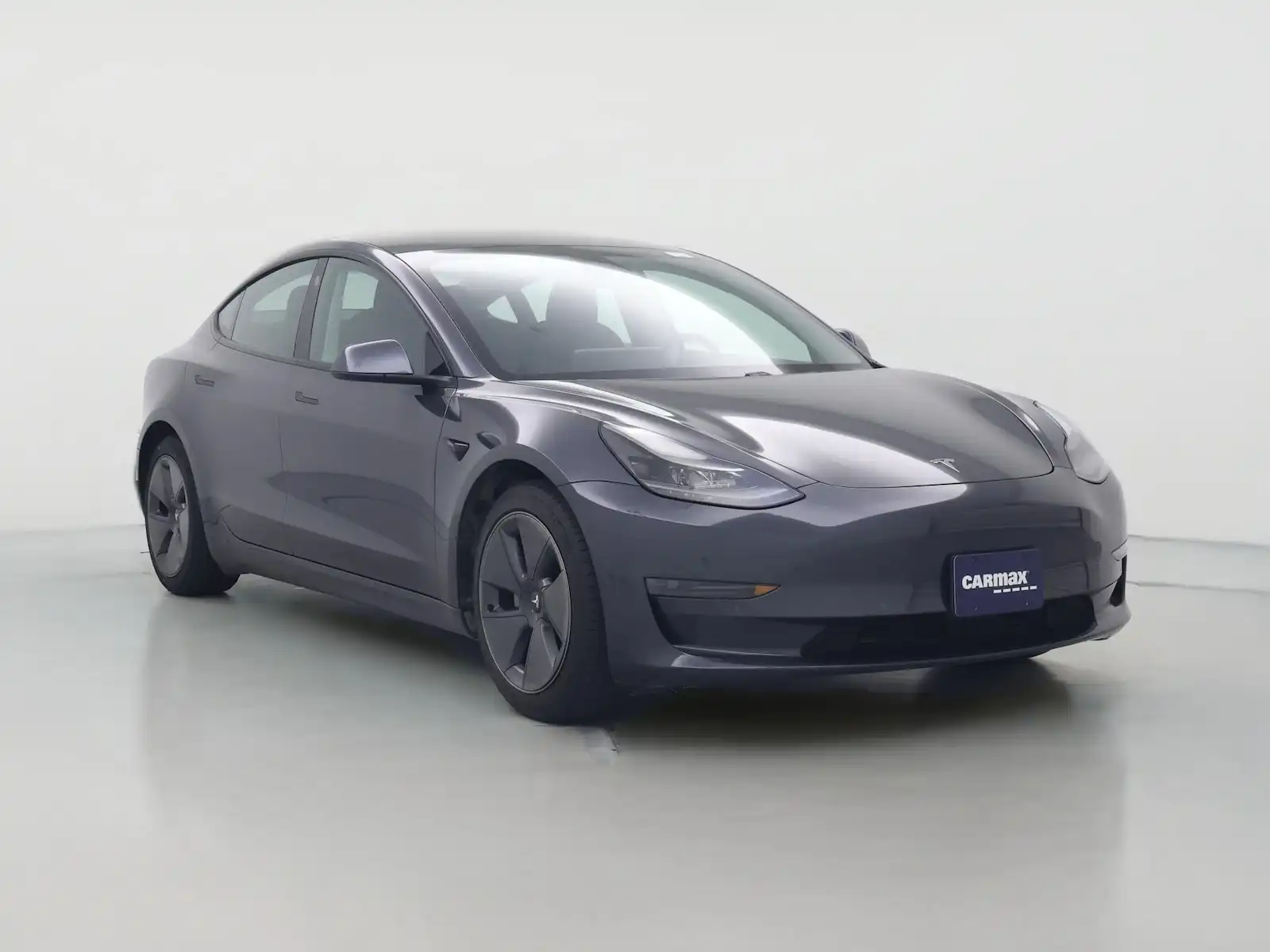 2021 Tesla Model 3 Standard Range Plus's photo