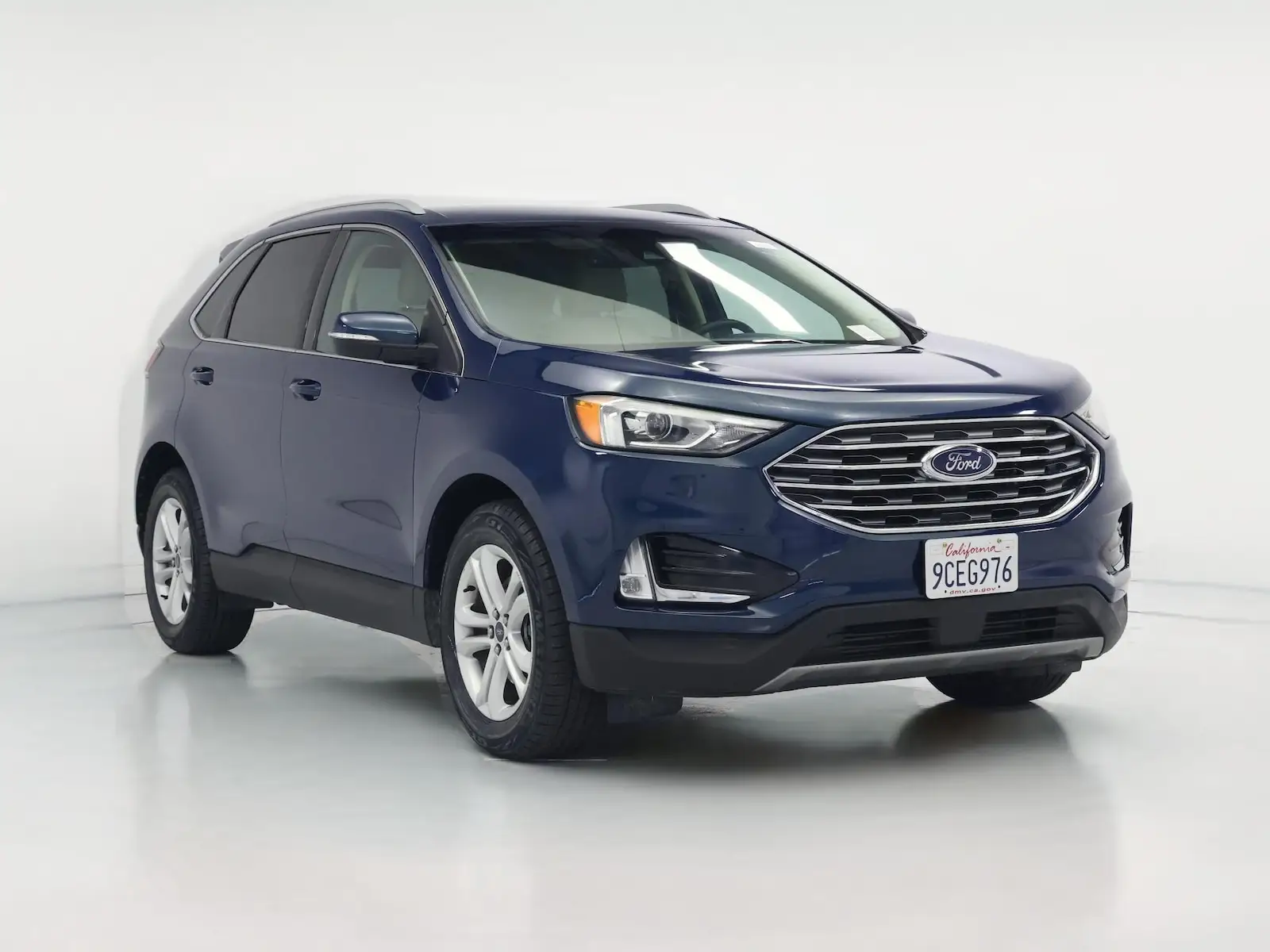 2020 Ford Edge SEL photo 1