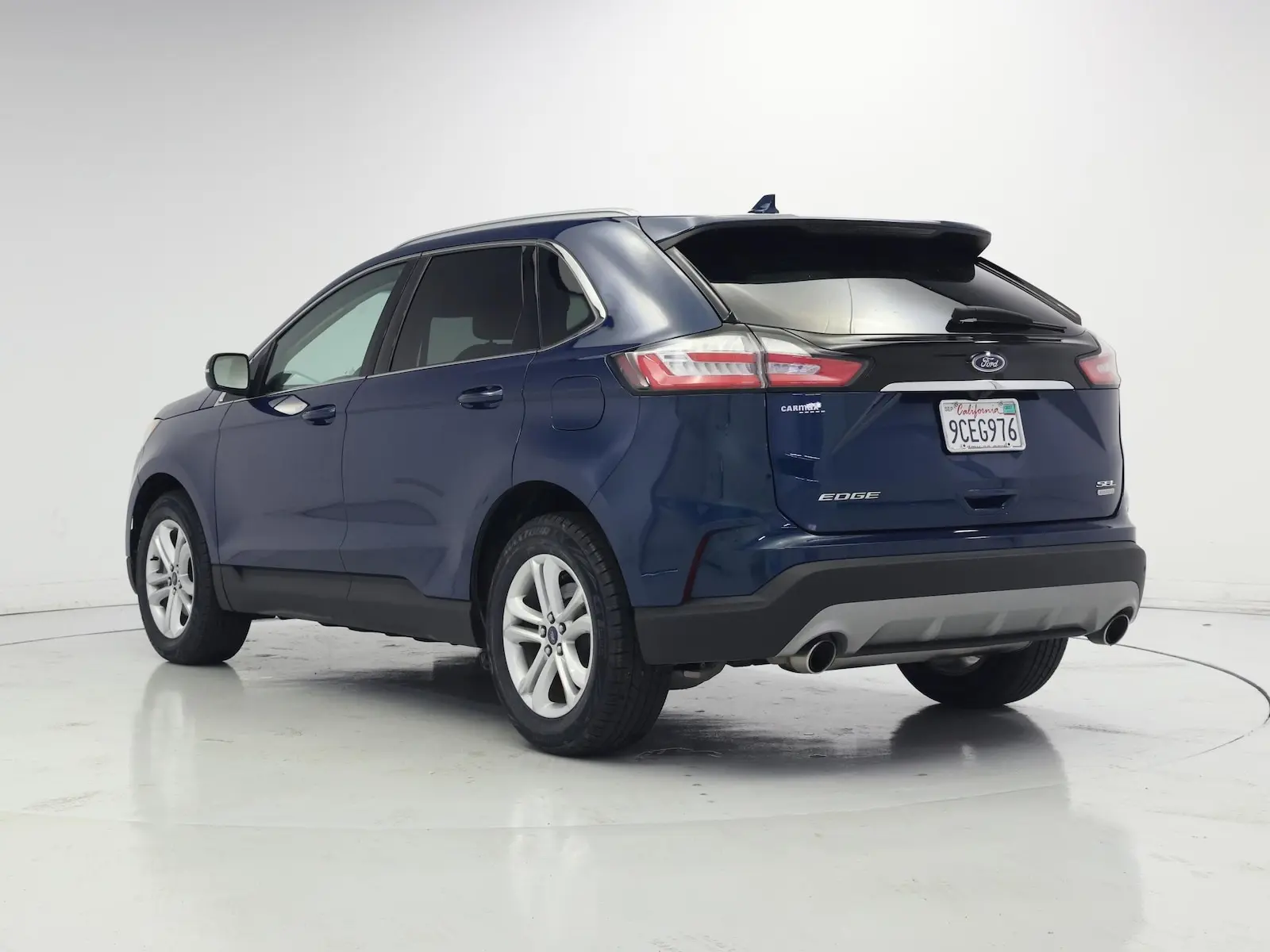 2020 Ford Edge SEL photo 3
