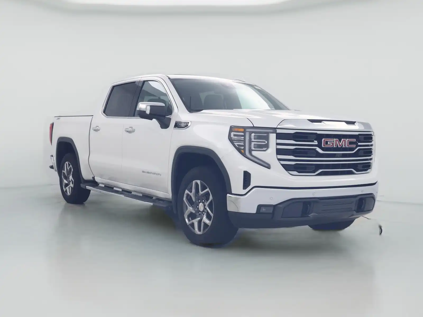 2025 GMC Sierra SLT 4WD Crew Cab Short Box's photo