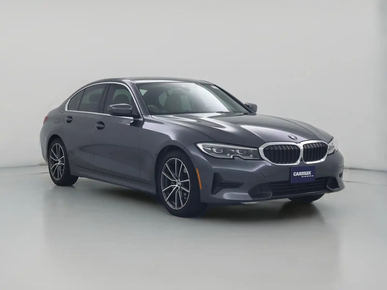 2021 BMW 3 Series 330i Sedan's photo