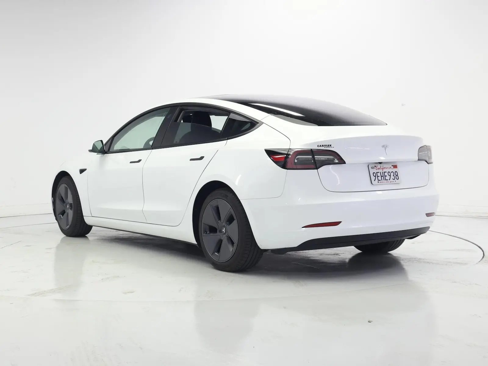2023 Tesla Model 3 Base photo 3