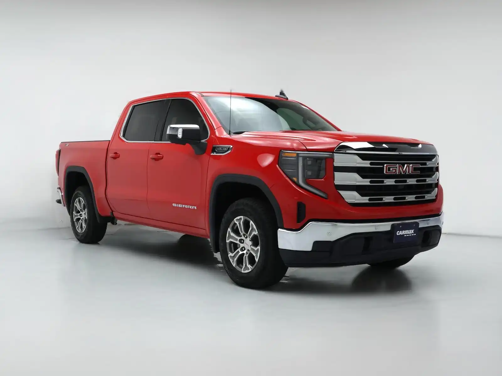 2025 GMC Sierra SLE 4WD Crew Cab Short Box's photo