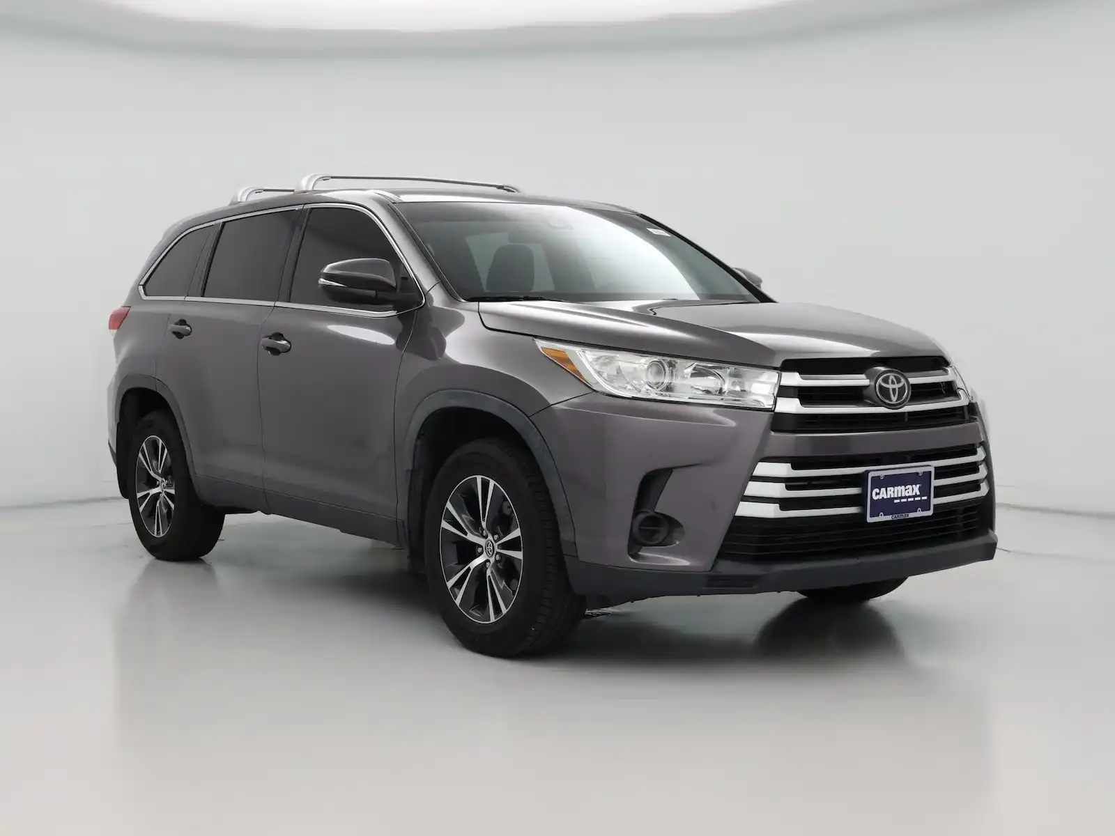 2019 Toyota Highlander LE 4WD V6's photo