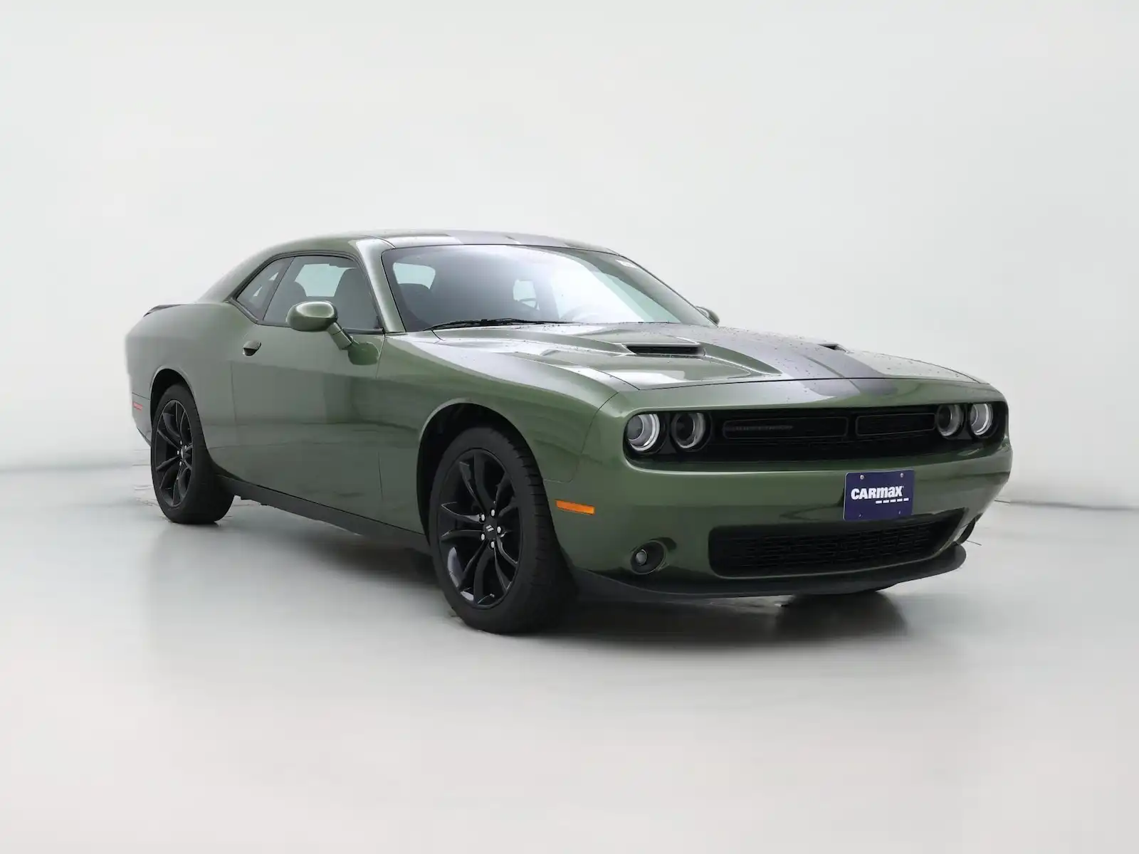 2018 Dodge Challenger SXT's photo