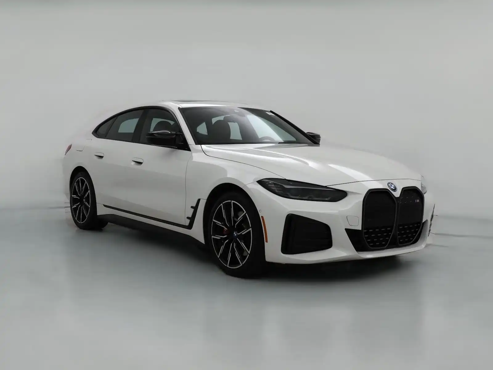 2024 BMW i4 M50's photo