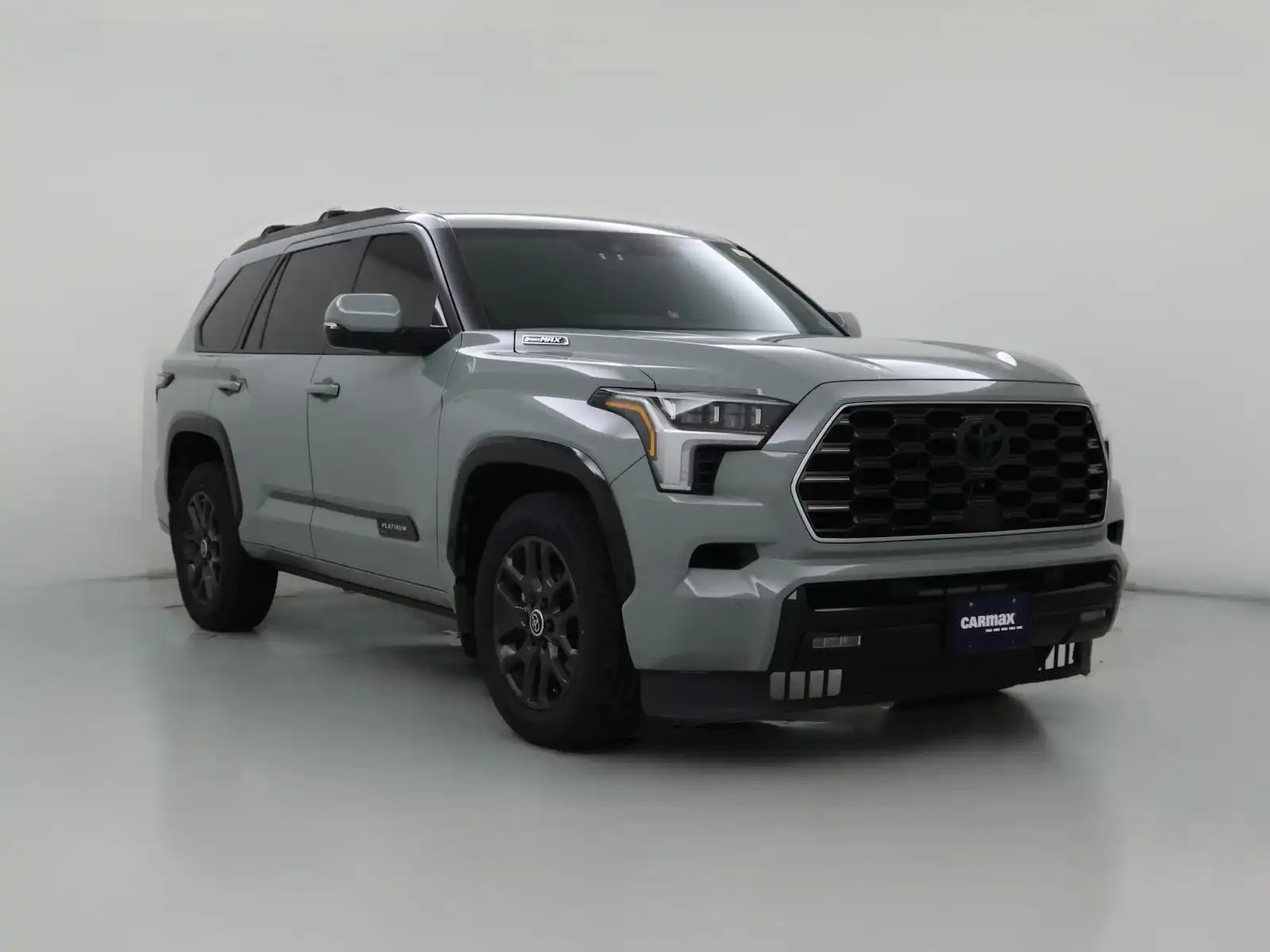2024 Toyota Sequoia Platinum 4WD i-FORCE MAX Hybrid's photo
