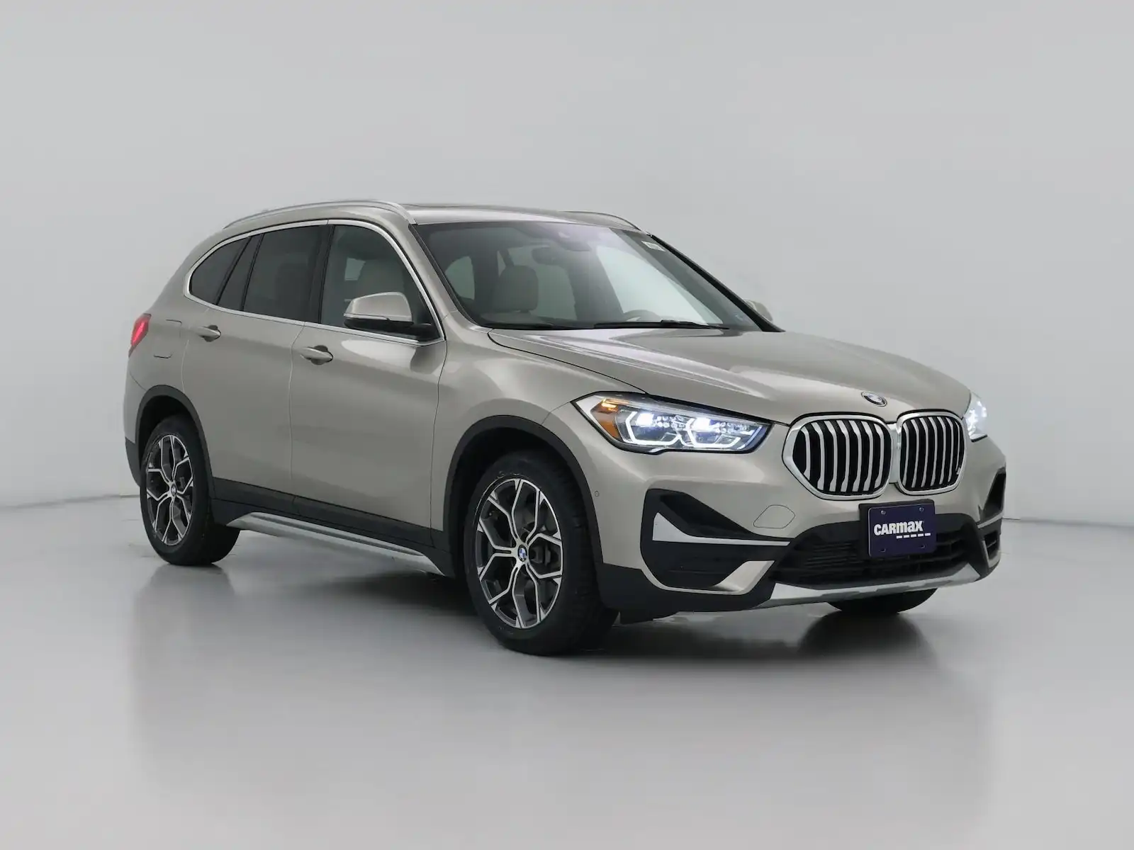 2021 BMW X1 sDrive28i's photo