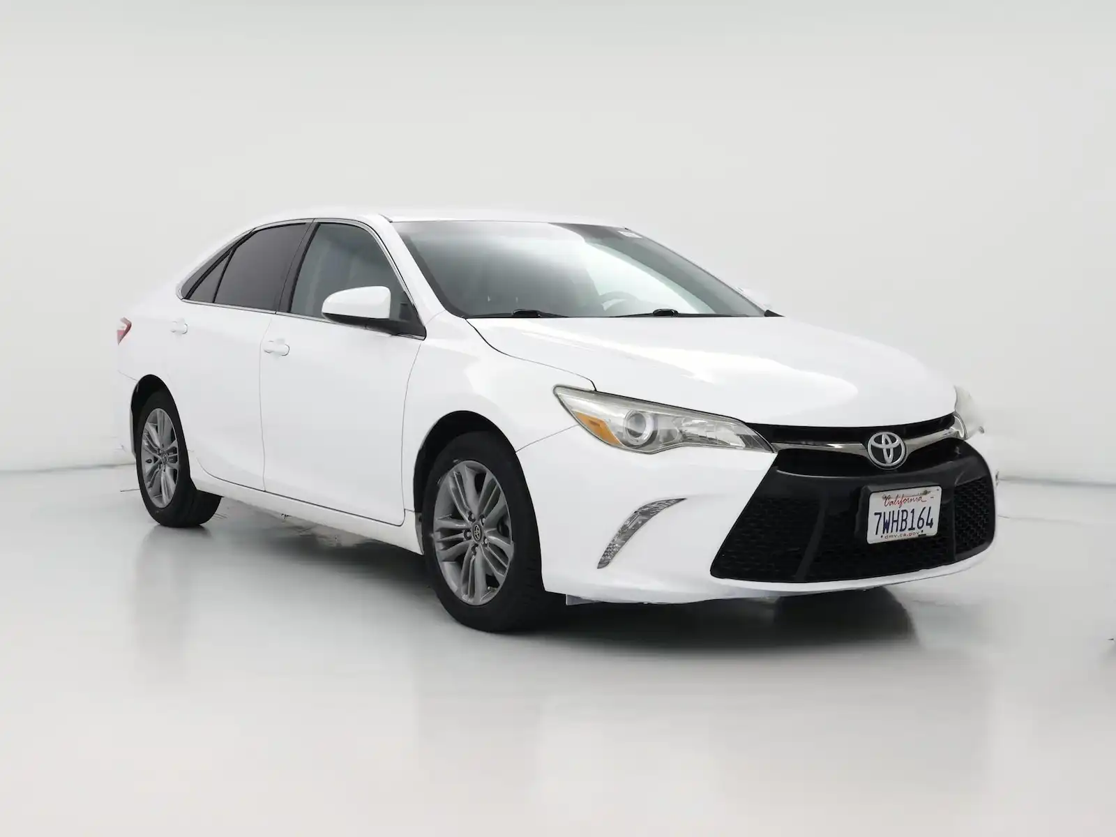 2017 Toyota Camry 2.5 Auto SE's photo