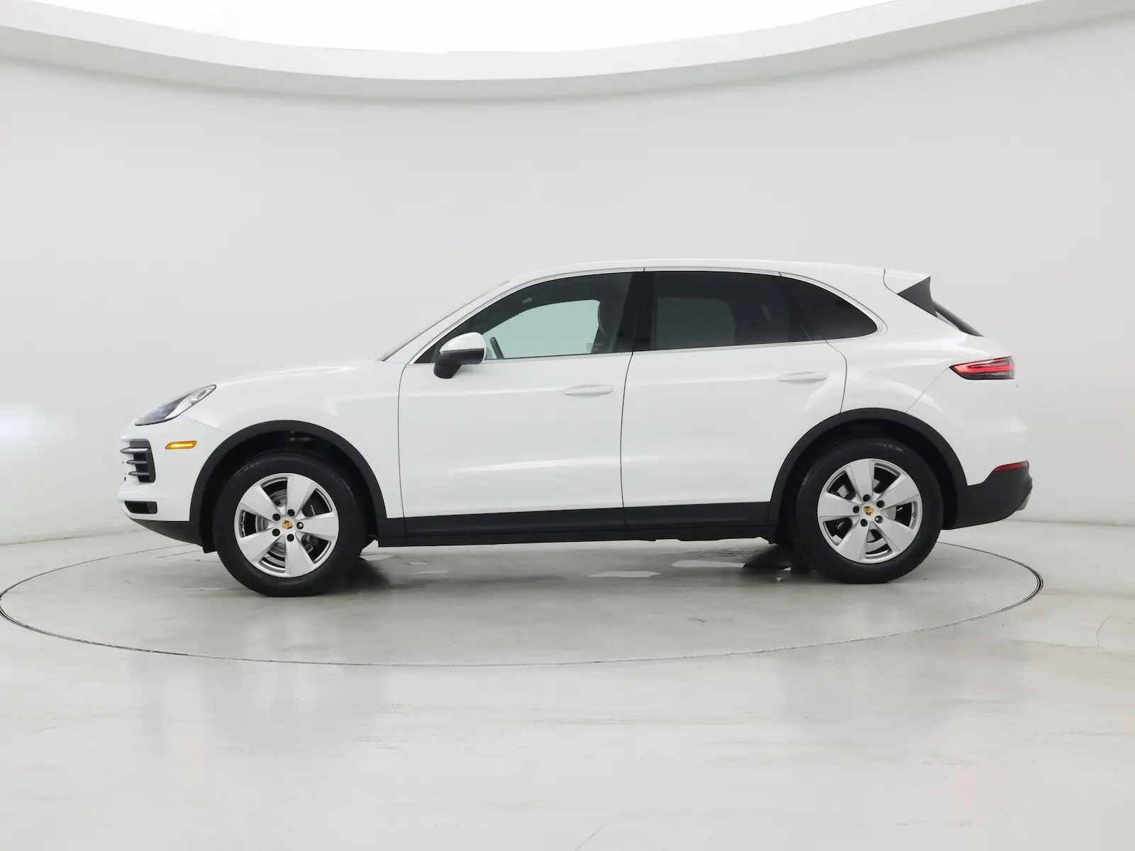 2019 Porsche Cayenne Base photo 4