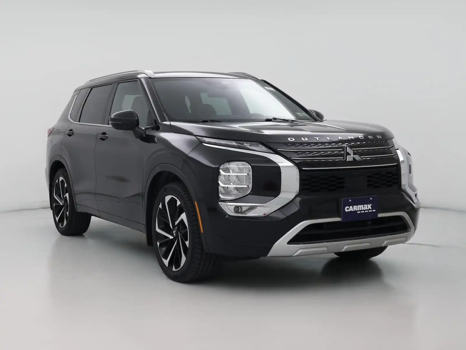 2022 Mitsubishi Outlander SEL S-AWC's photo