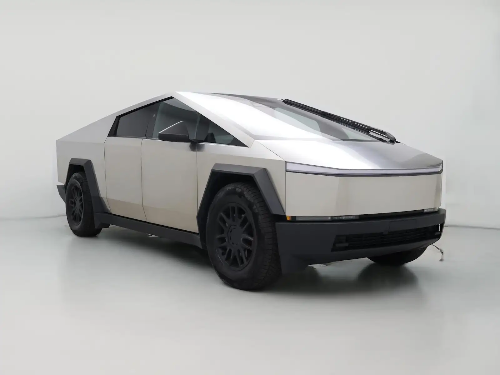 2025 Tesla Cybertruck AWD's photo