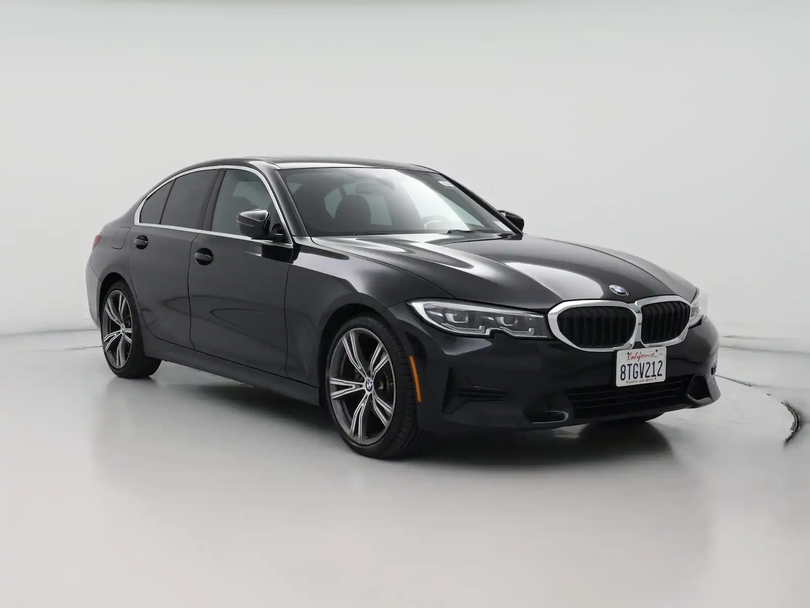2021 BMW 3 Series 330i Sedan's photo