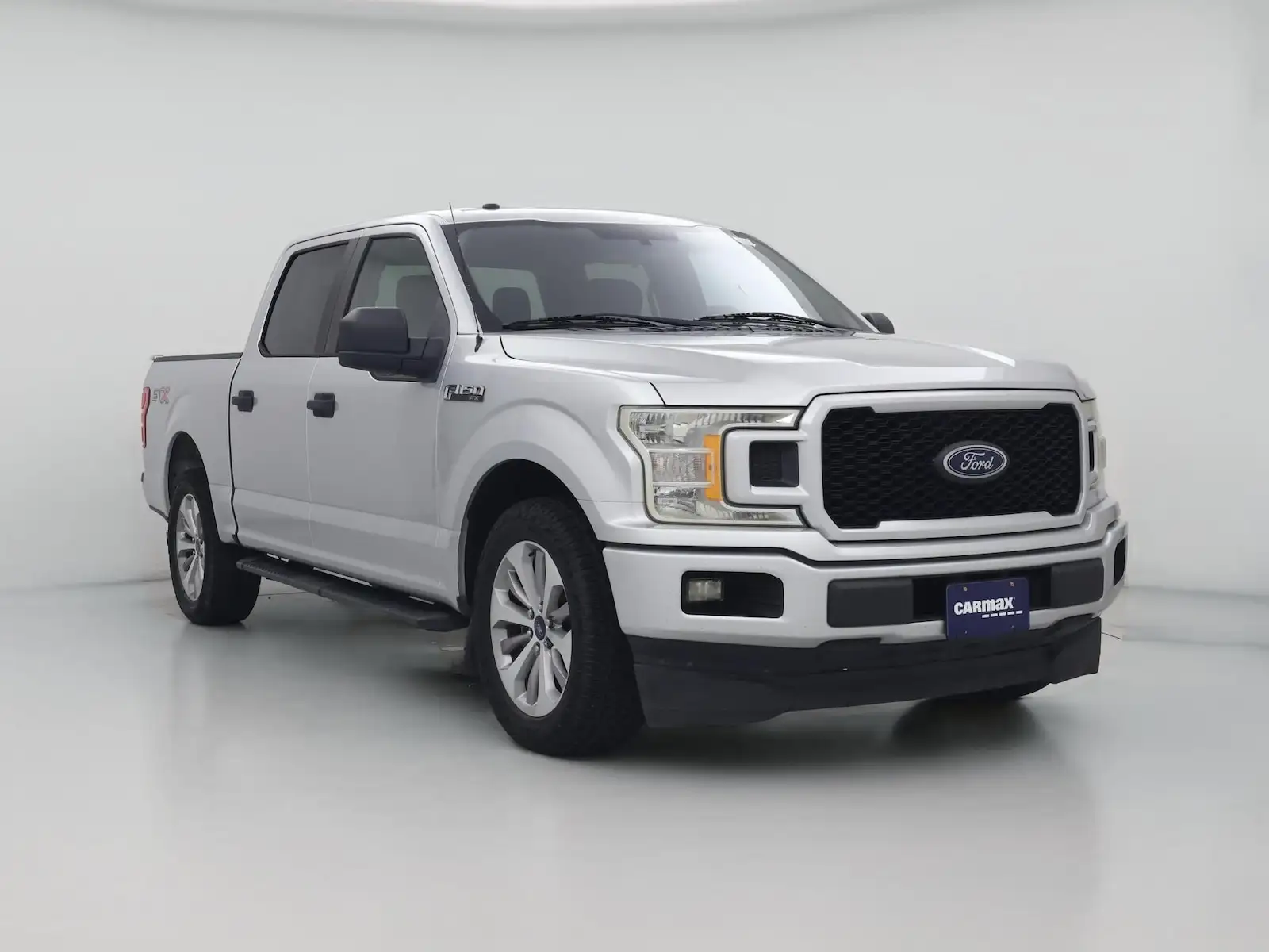 2018 Ford F-150 XL SuperCrew 5-1/2' Box's photo