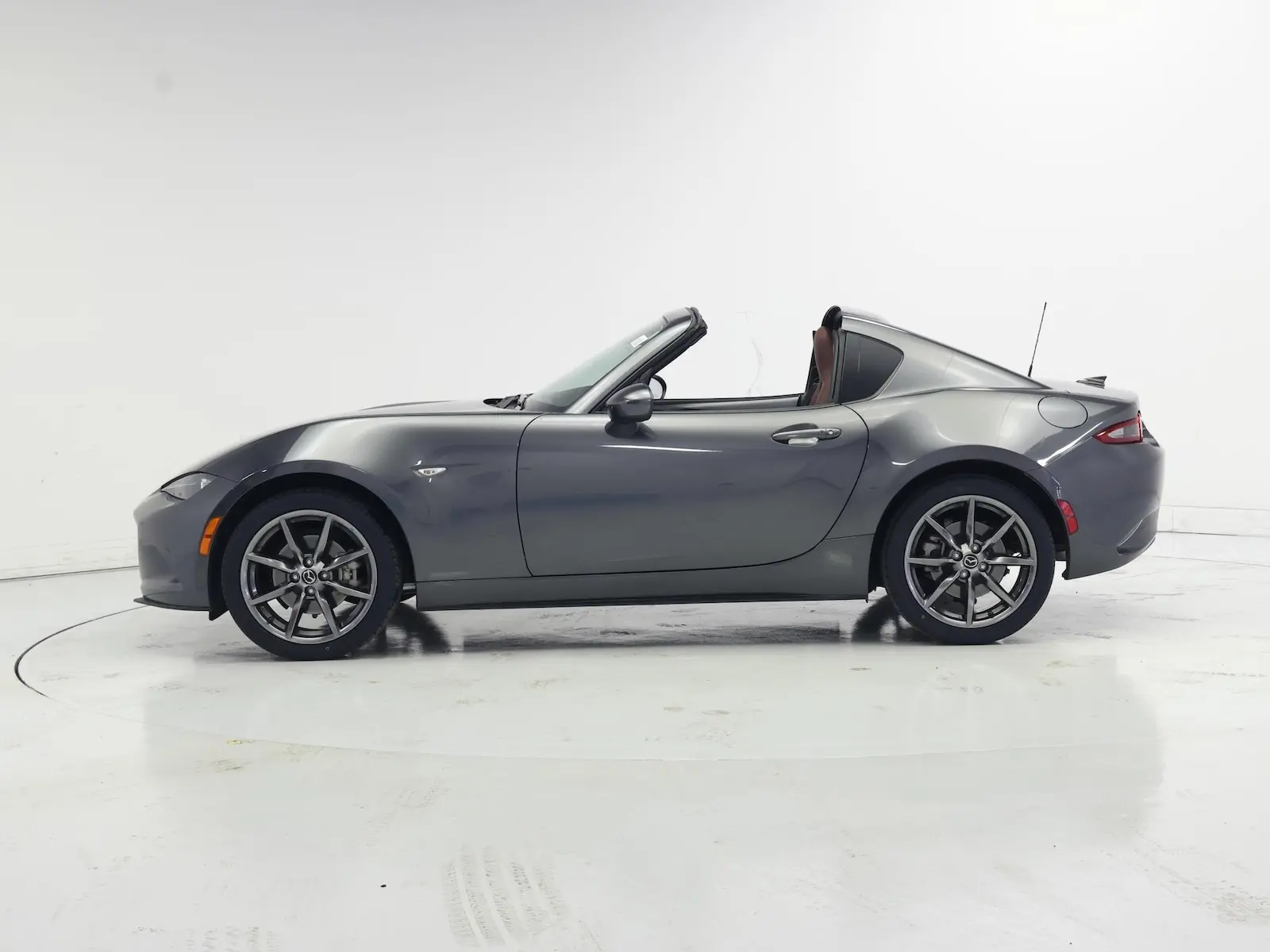 2017 Mazda MX-5 Miata Launch Edition Auto photo 4