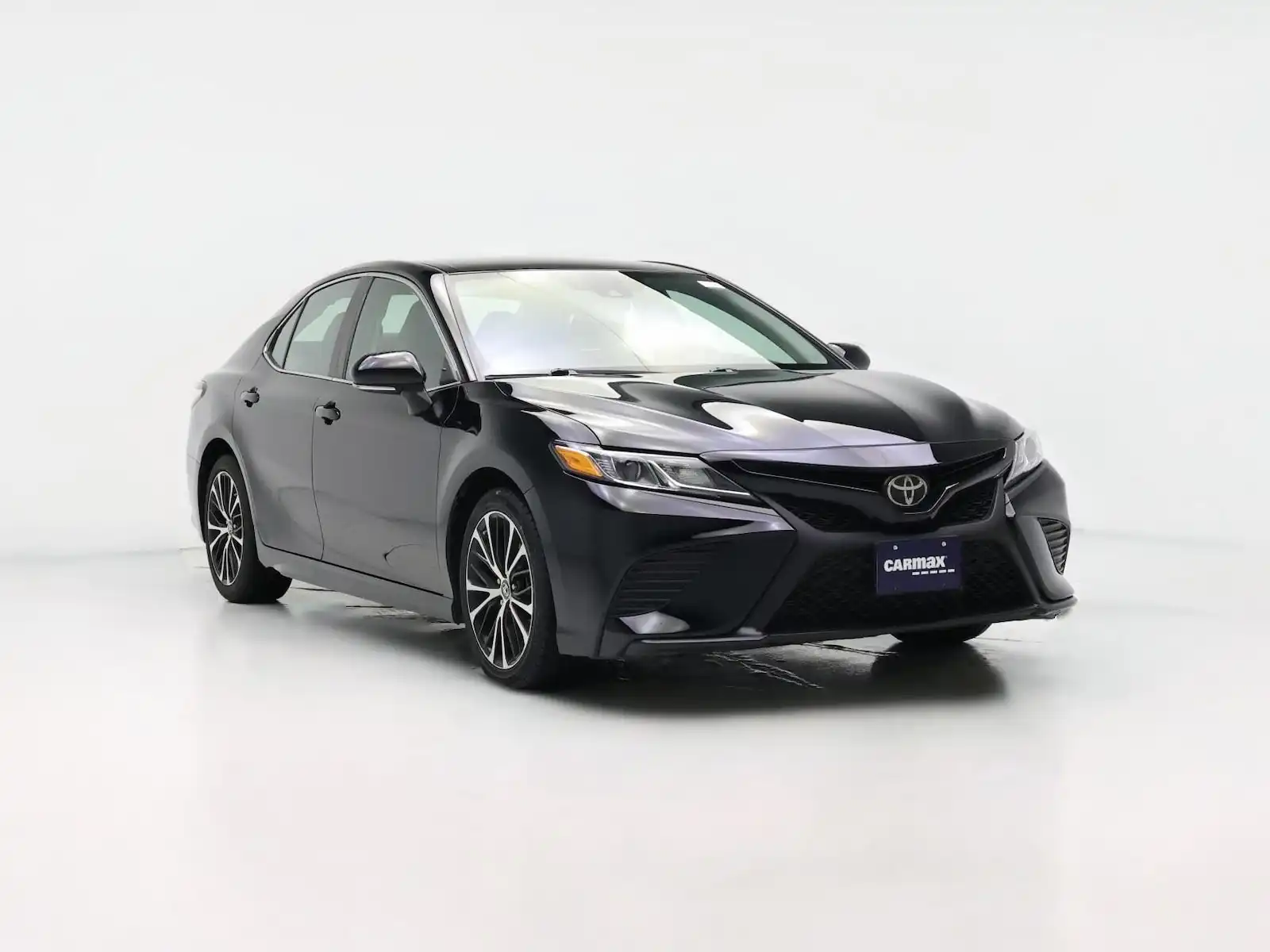 2020 Toyota Camry 2.5 Auto SE's photo
