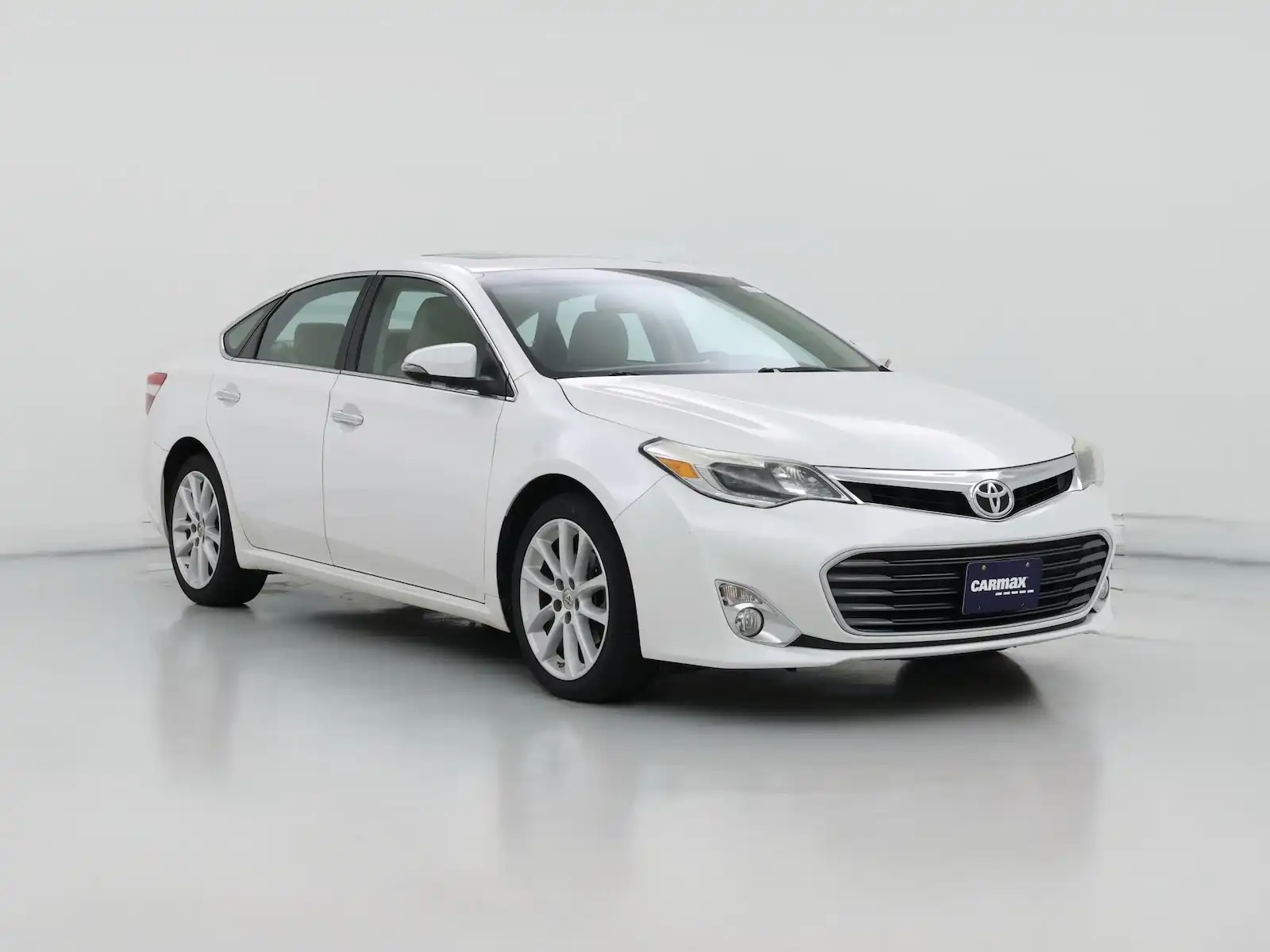 2014 Toyota Avalon Limited's photo