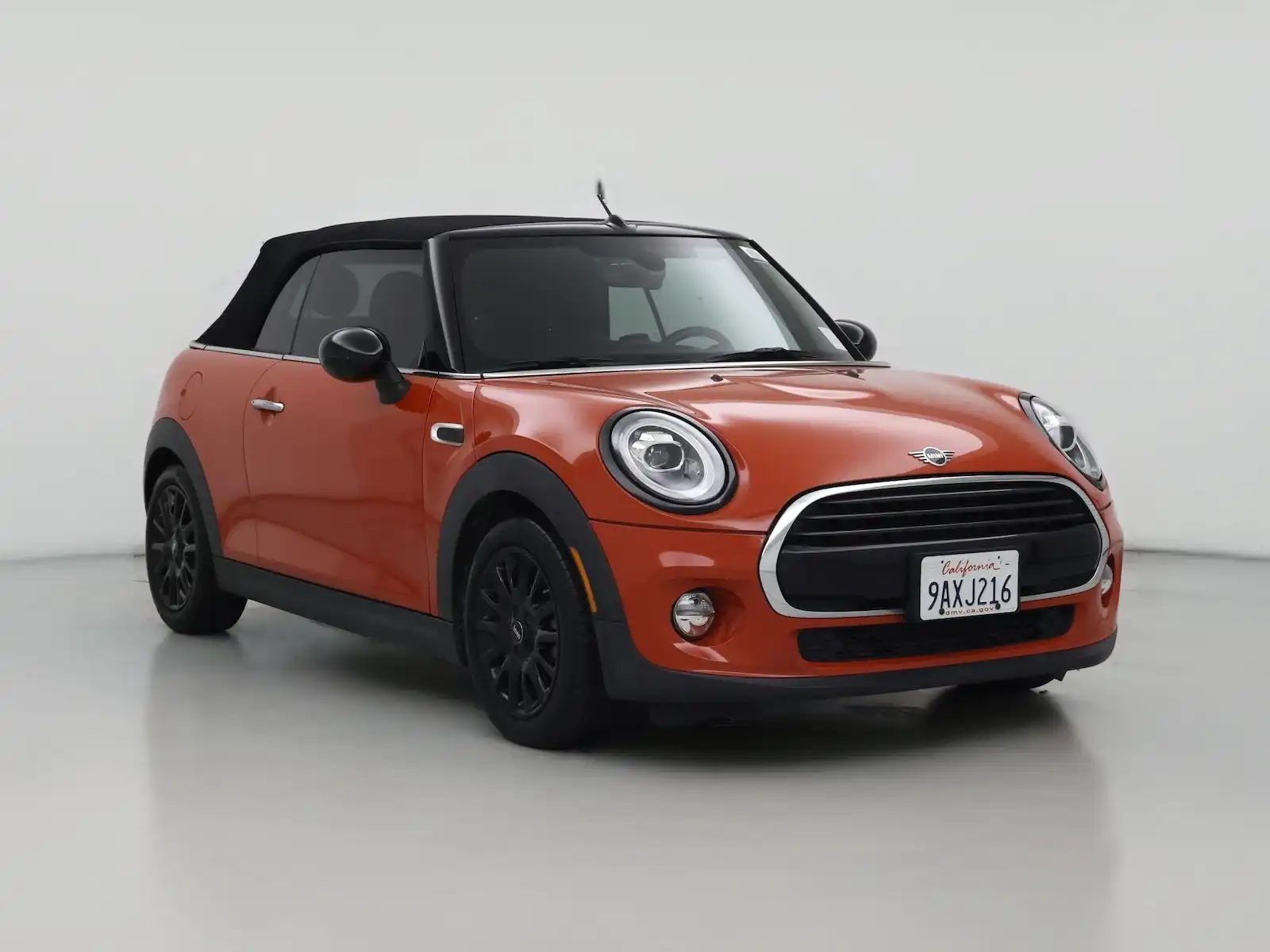 2019 MINI Convertible Cooper Signature's photo