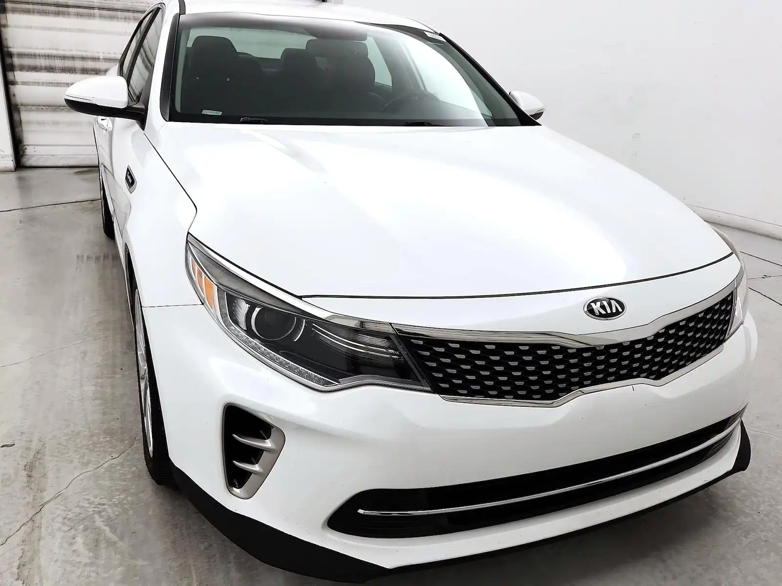 2016 Kia Optima Turbo SX Auto's photo