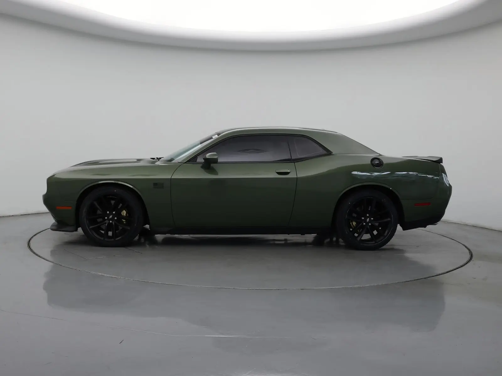 2019 Dodge Challenger R/T photo 4