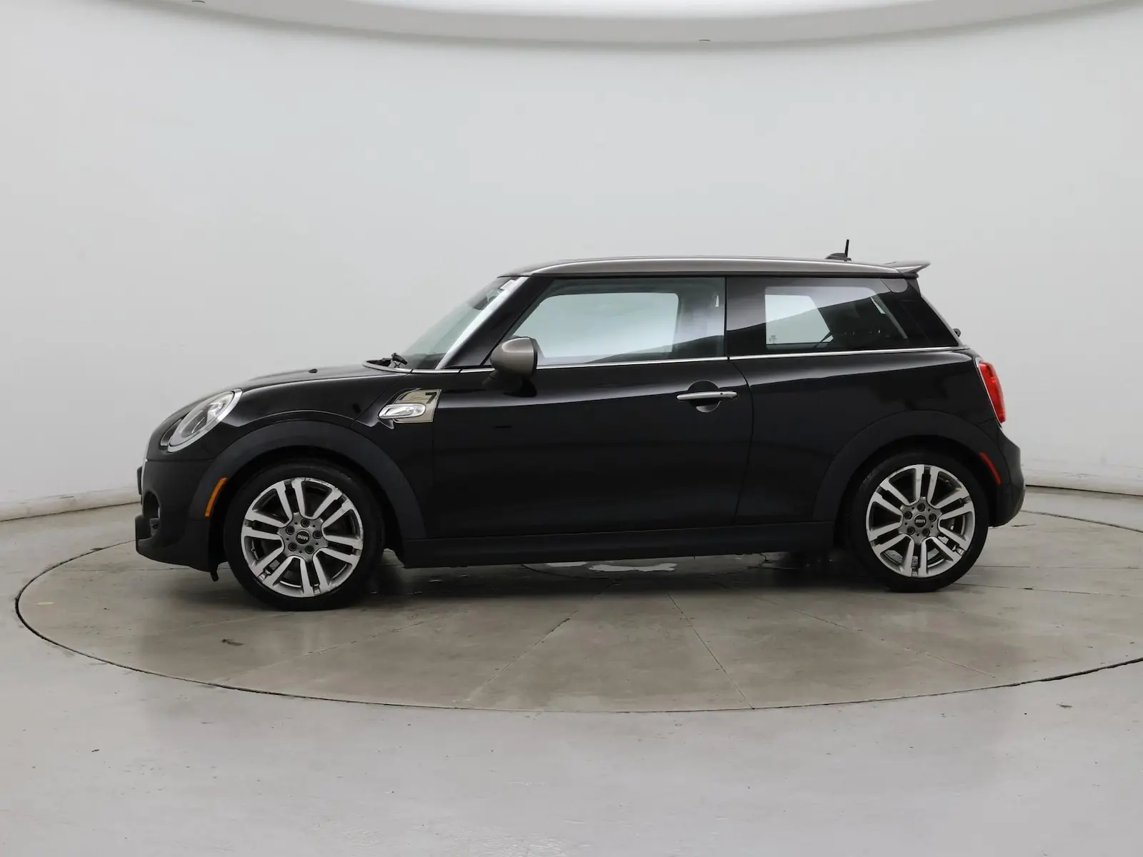 2018 MINI Cooper S photo 4