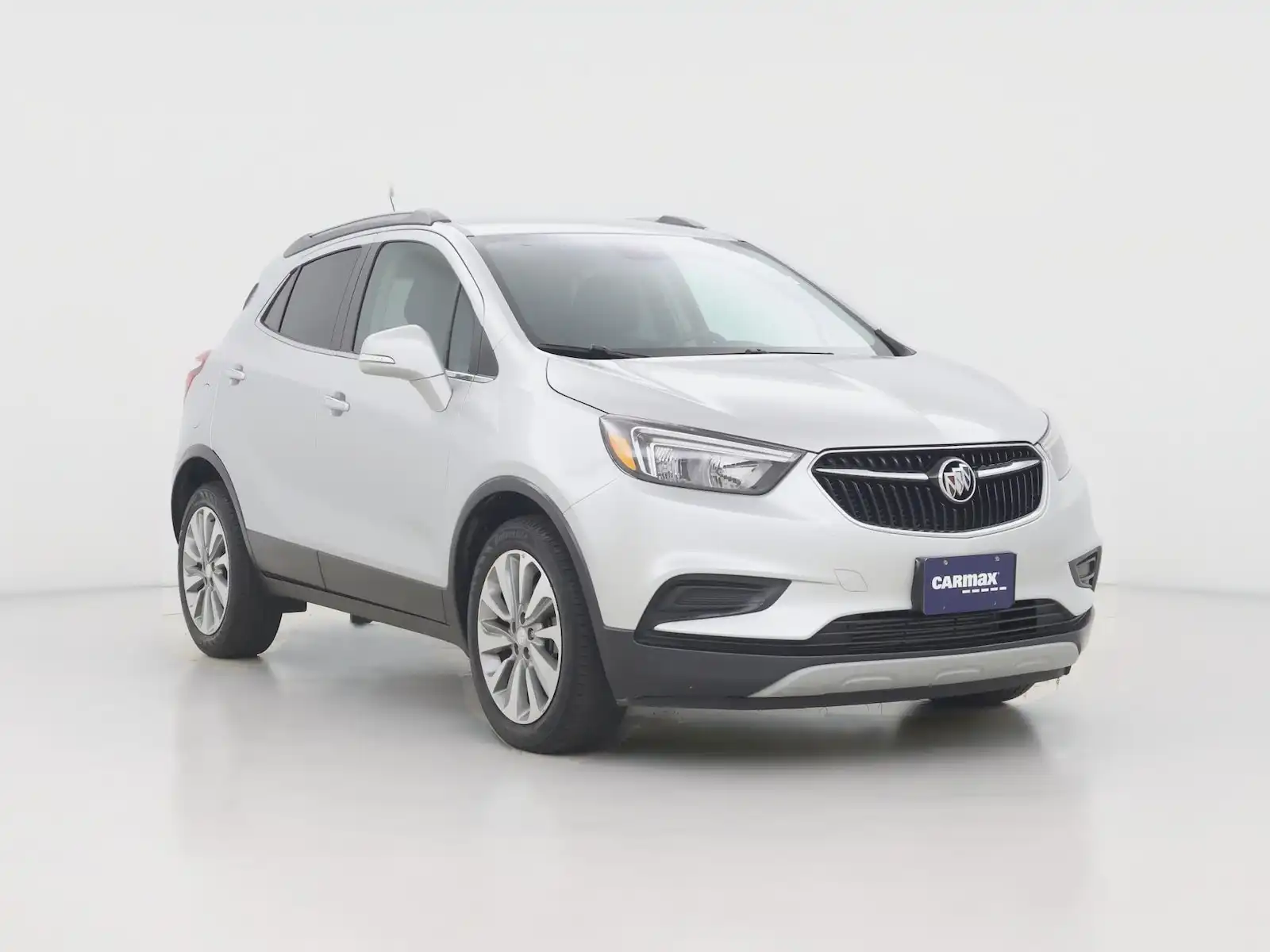 2018 Buick Encore Preferred's photo