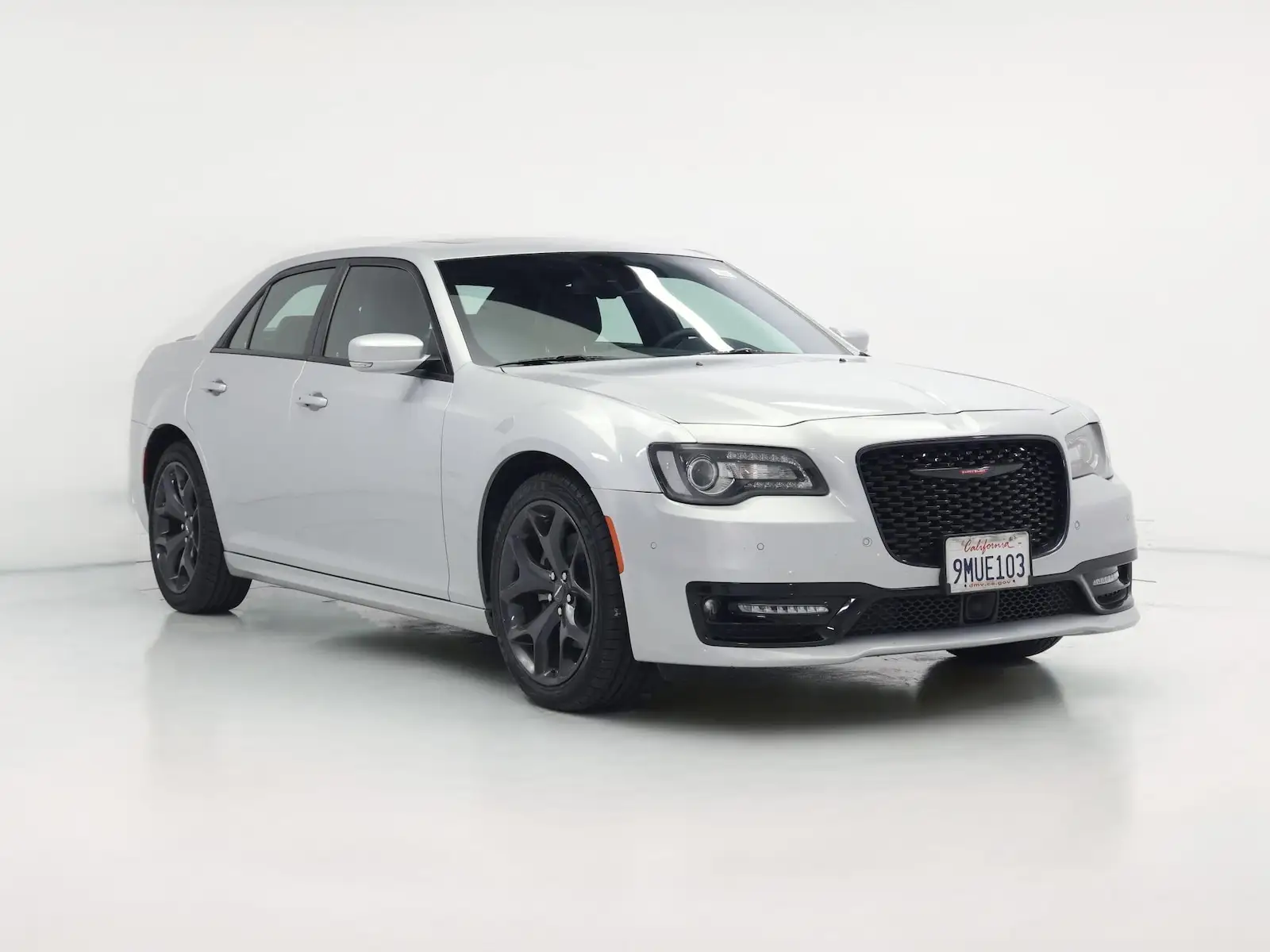 2023 Chrysler 300 S photo 1