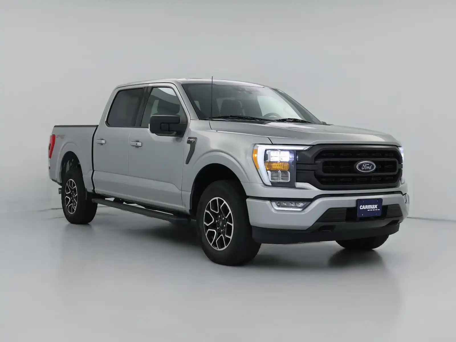 2022 Ford F-150 XLT 4WD SuperCrew 5-1/2' Box's photo
