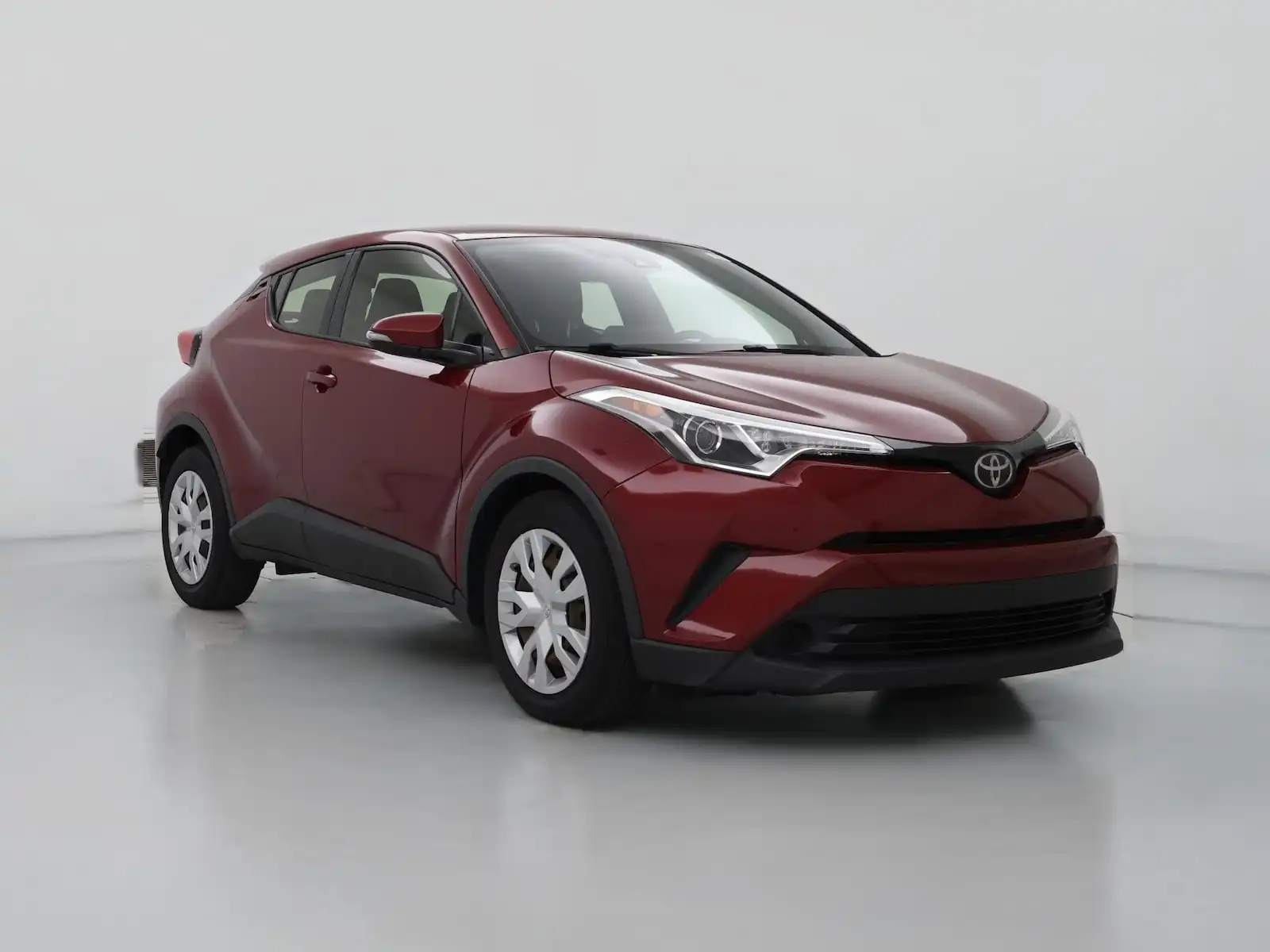 2019 Toyota C-HR LE's photo