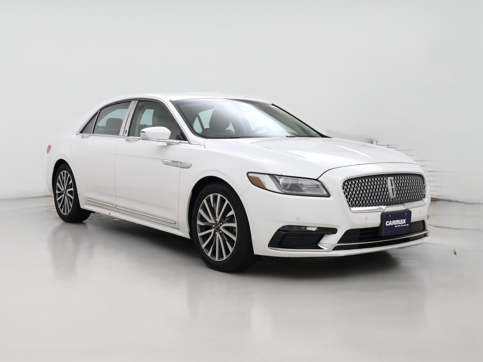 2020 Lincoln Continental FWD's photo