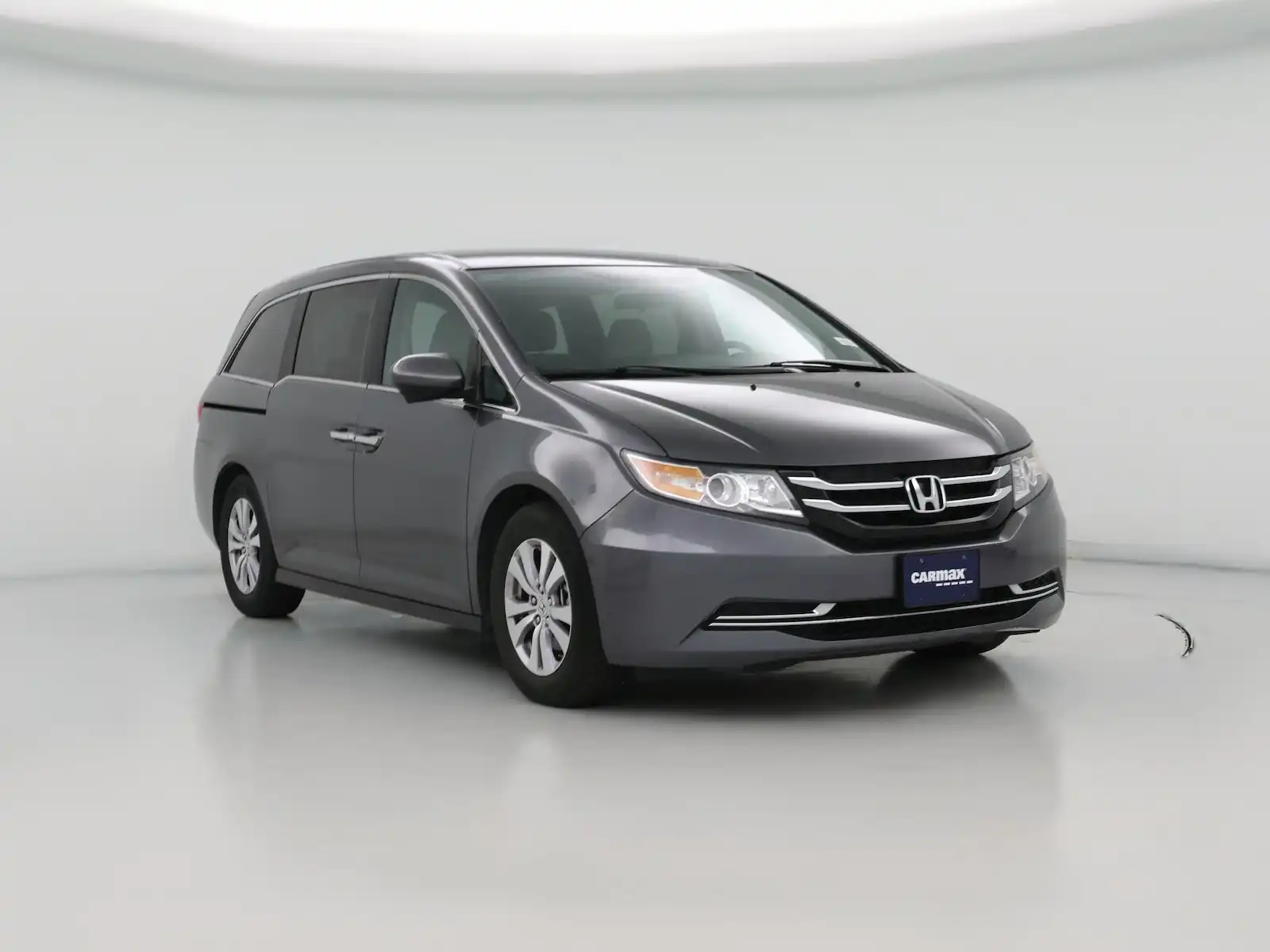 2016 Honda Odyssey SE's photo
