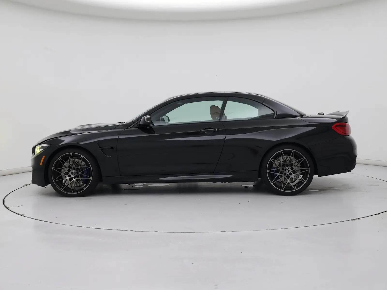 2018 BMW M4 Base photo 4